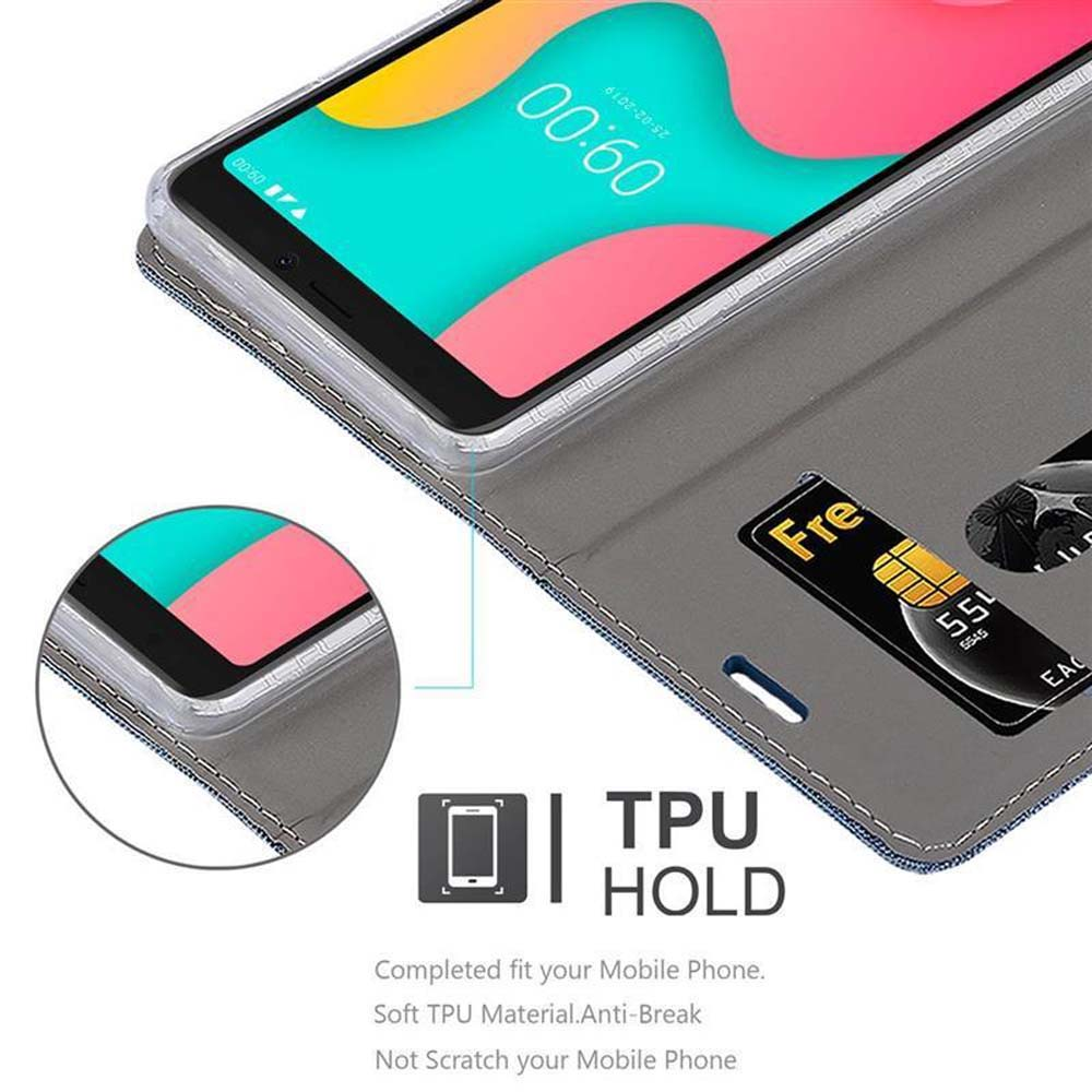 Telefono in una custodia a portafoglio grigia. Una carta di credito è nello slot. Lo schermo del telefono mostra 00:00. Il testo recita 'TPU HOLD'.