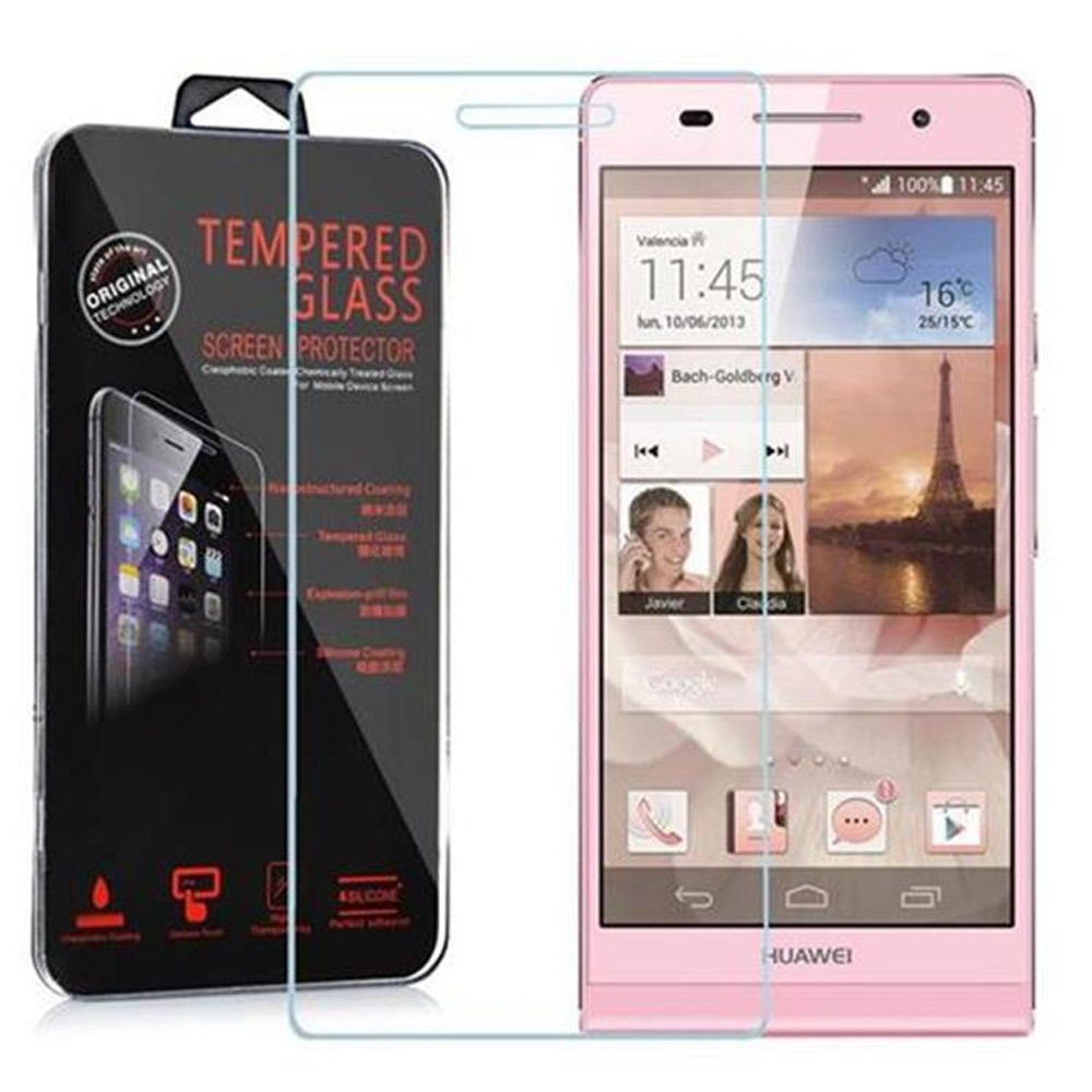 Telefono rosa con protezione schermo e la sua scatola. Il telefono mostra l'ora.