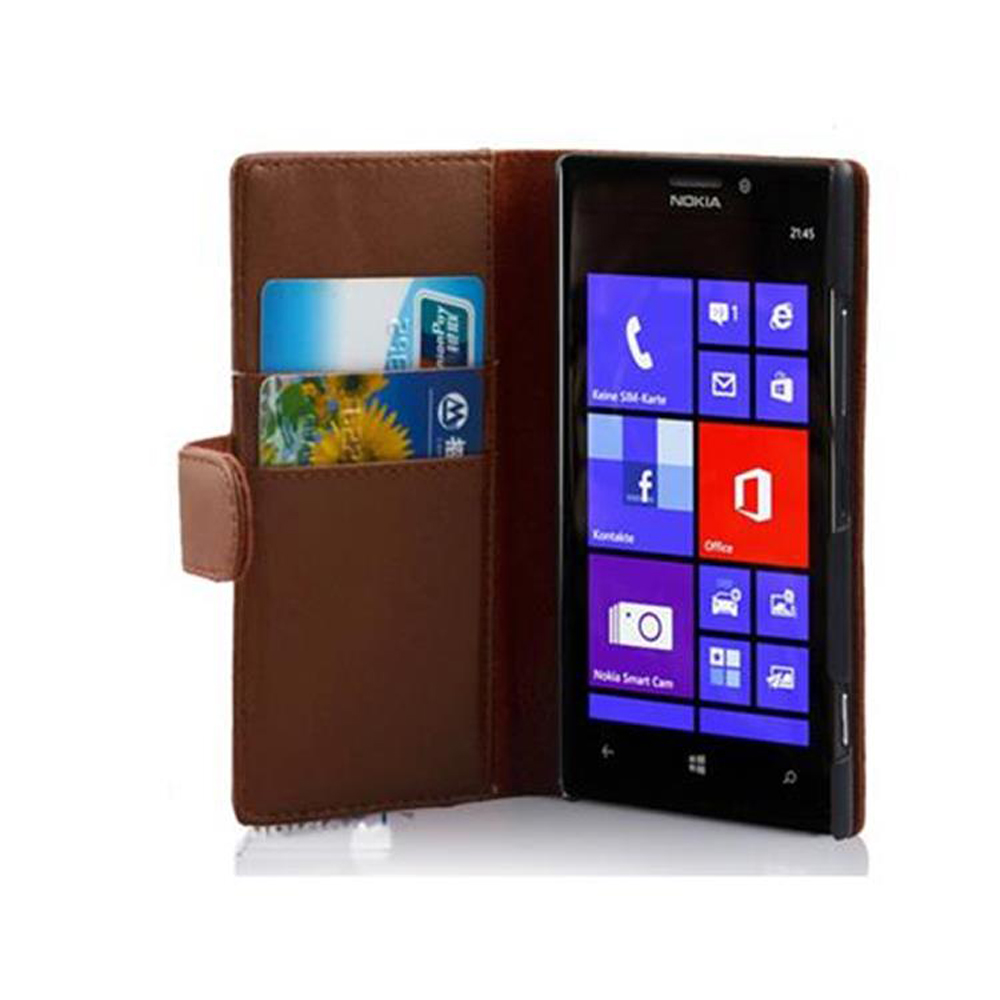 Un étui de téléphone marron est ouvert, affichant un téléphone avec des cartes. Le fond est blanc. Le téléphone est un Nokia.