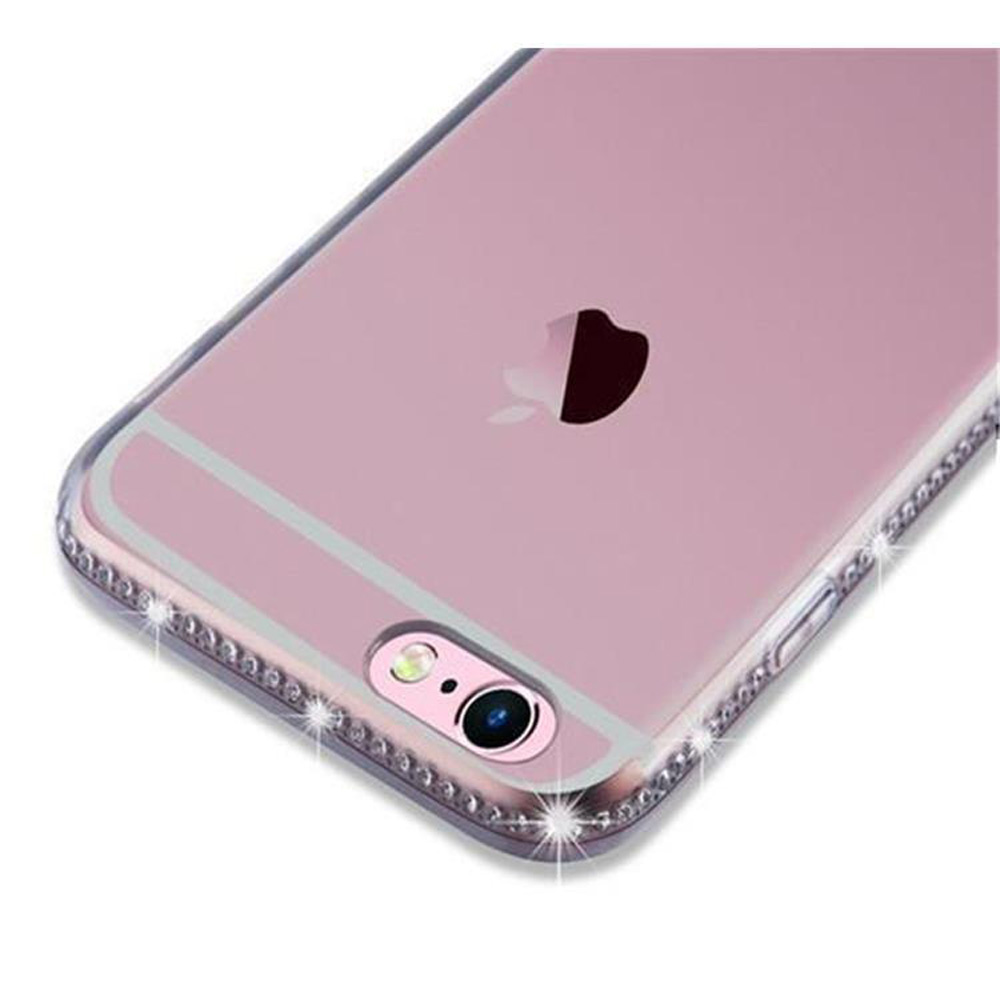 Eine transparente Handyhülle mit einem Telefon darin, das die Rückseite des Telefons zeigt.