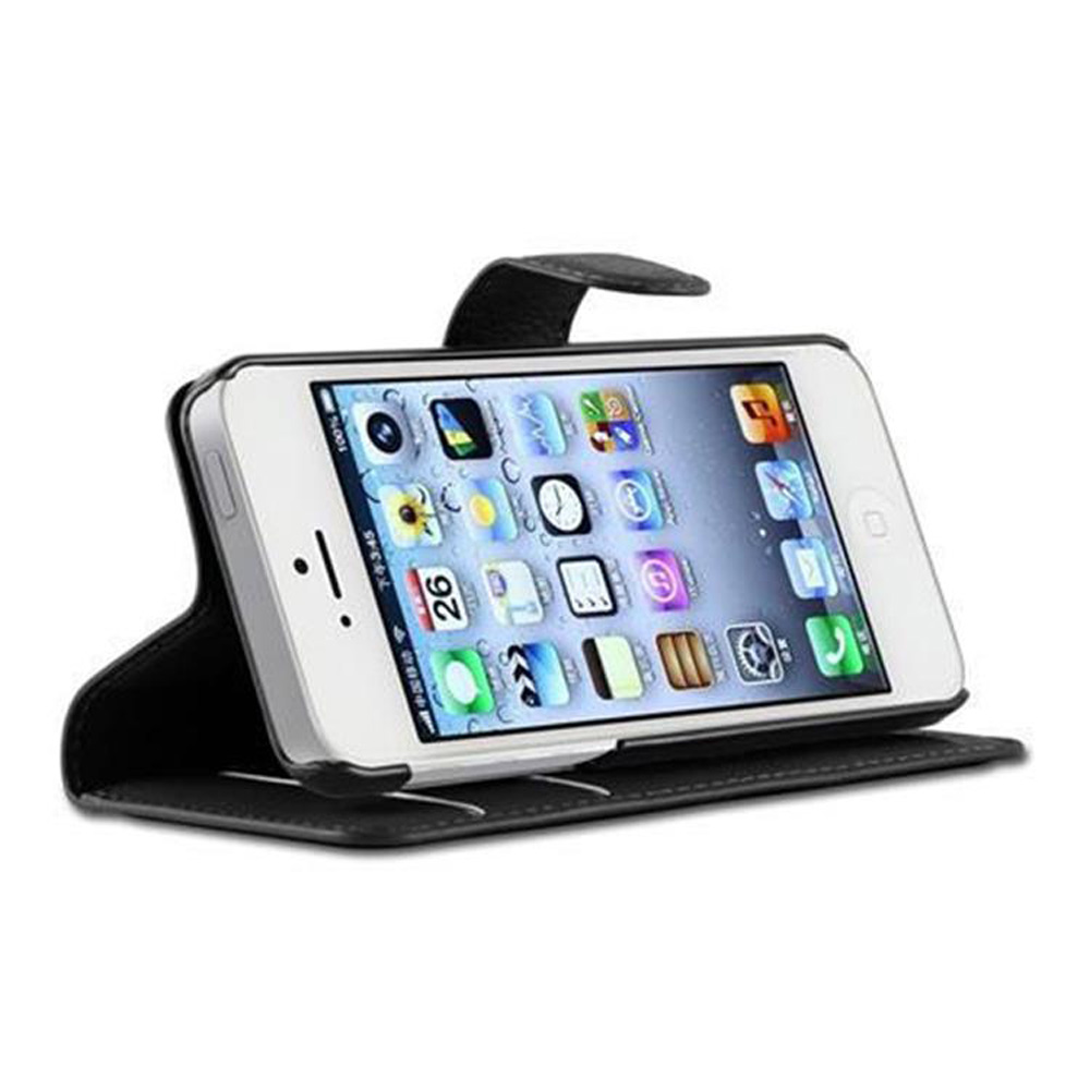 Un telefono in bianco e nero è in una custodia nera, è aperto. La custodia è in una custodia nera.