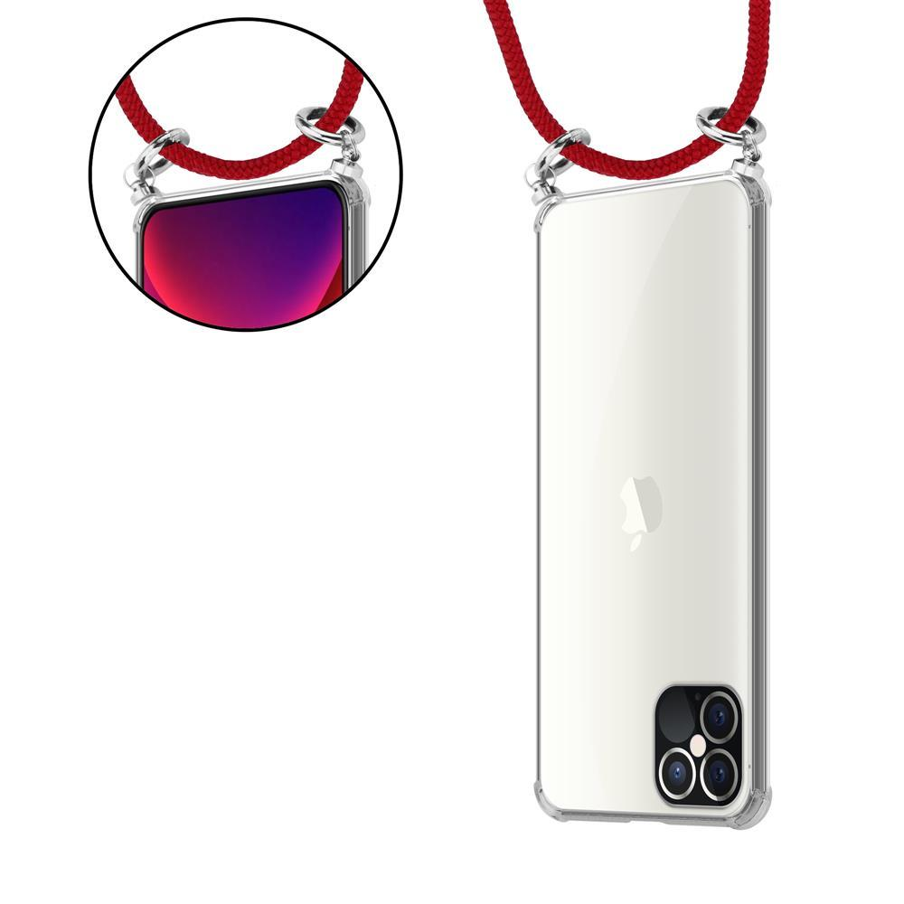 Custodia trasparente per telefono con cordino rosso. Retro del telefono con lenti della fotocamera visibile.