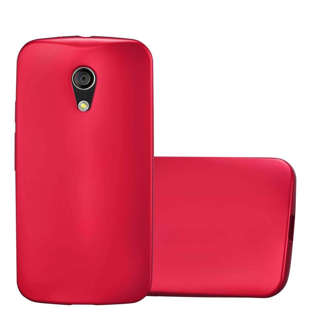 Dos fundas rojas para teléfono. Una de pie, la otra plana. Ambas tienen un recorte para la cámara.