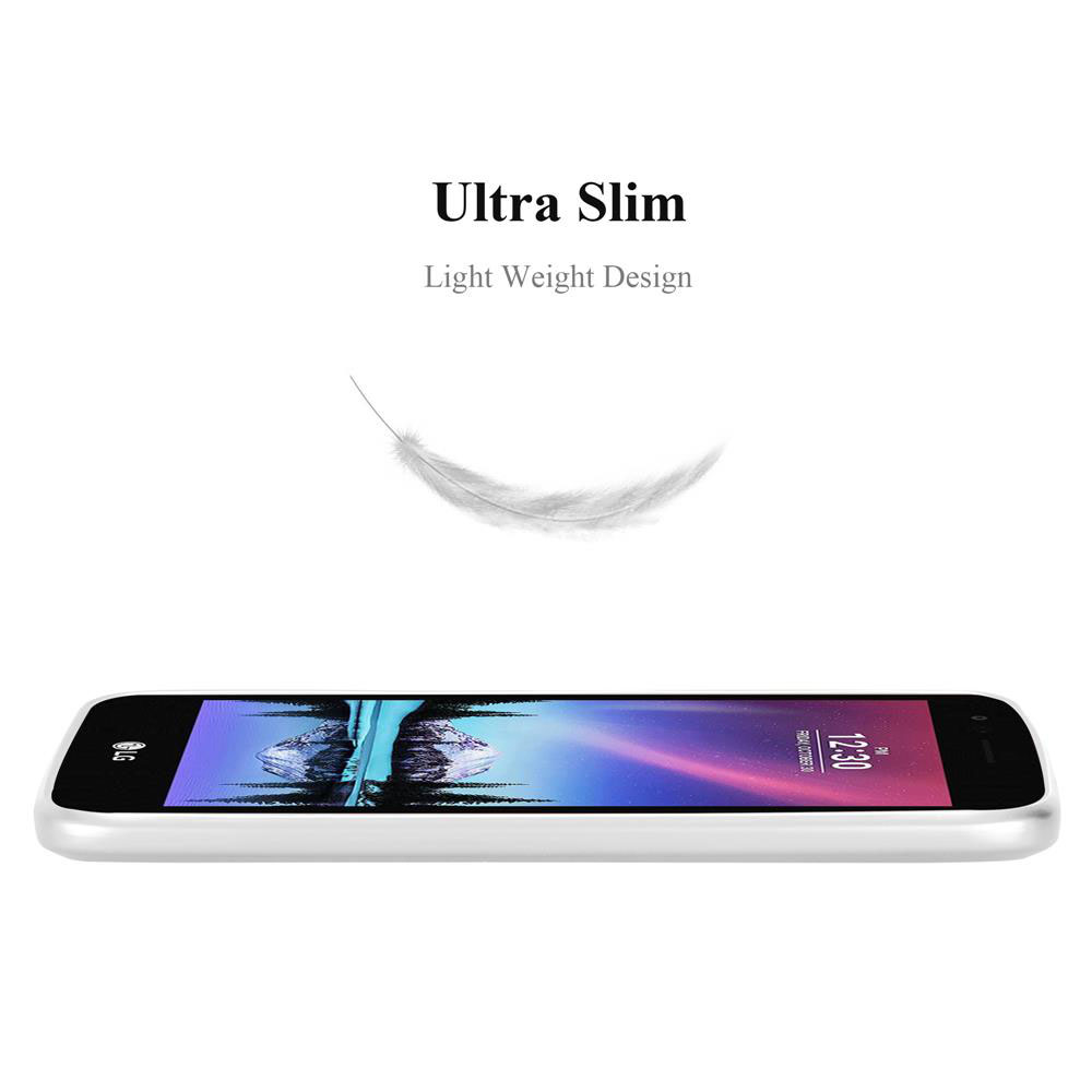 Un smartphone plano, y una pluma flotando encima, ambos sobre un fondo blanco.