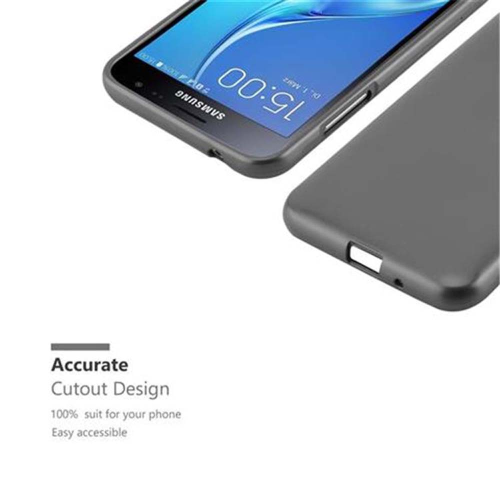 Un teléfono y una funda grises. La pantalla del teléfono muestra las 15:00. El texto en la parte inferior dice 'Accurate Cutout Design'.