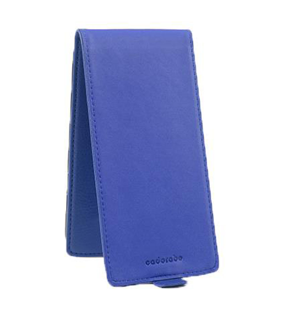Funda azul para teléfono, plegada. Muestra la parte trasera del teléfono al abrirla.