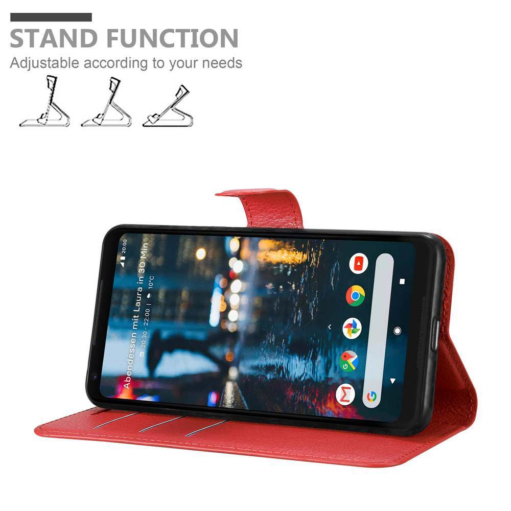 Ein Telefon in einer roten Hülle, offen stehend. Der Bildschirm zeigt Text. Die Hülle hat einen Riemen.