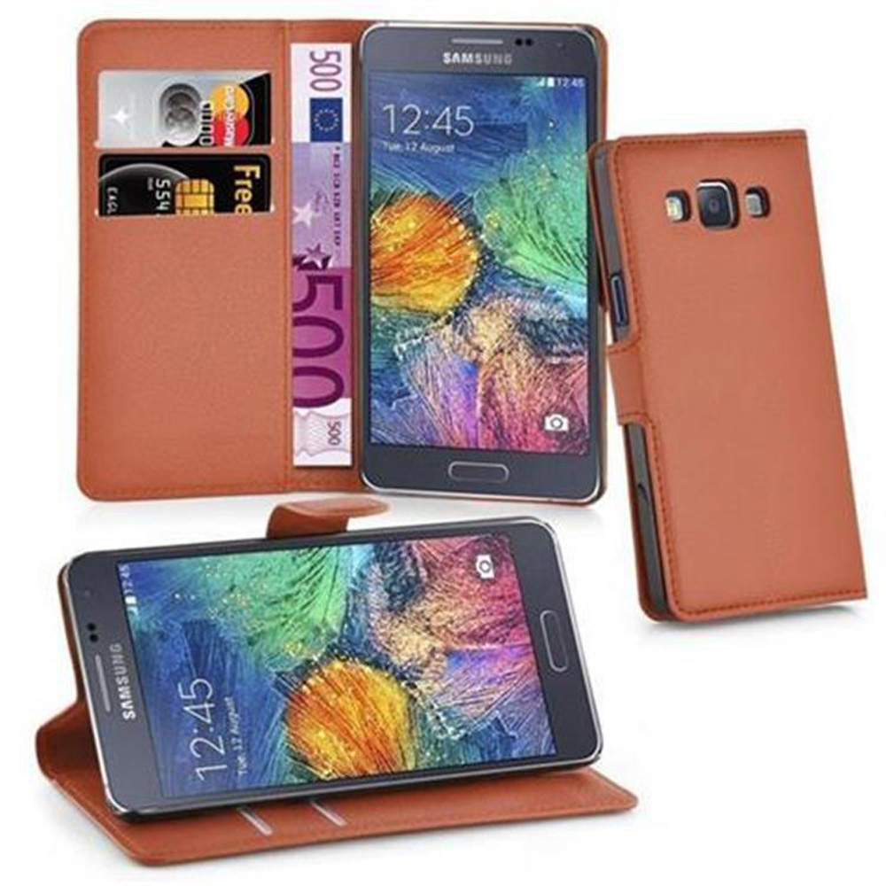 Custodia marrone con telefono Samsung nero, denaro e carte di credito. Diverse viste.