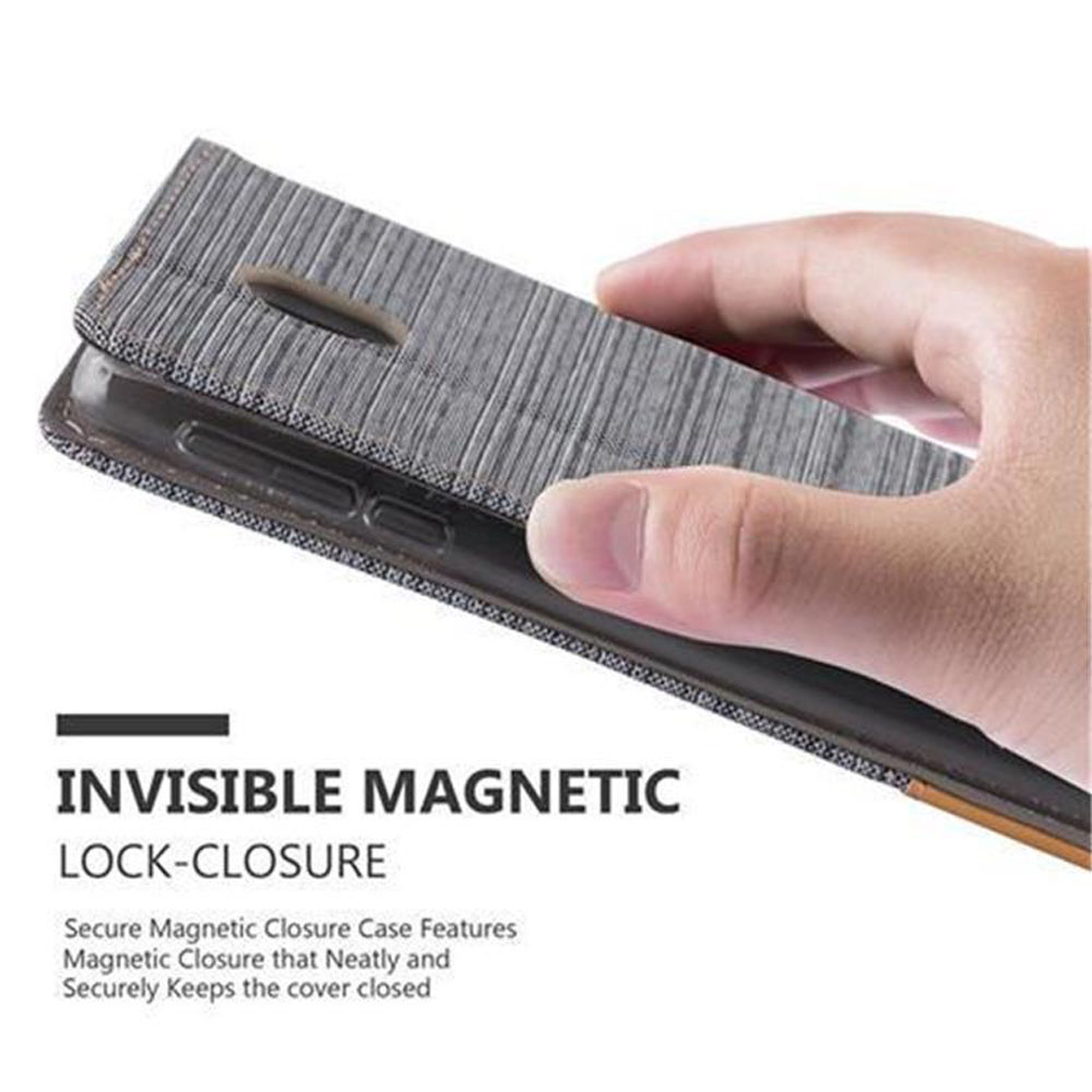 Eine Hand, die eine Handyhülle mit dem Text: INVISIBLE MAGNETIC LOCK-CLOSURE hält.
