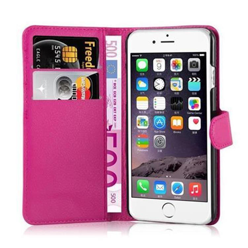 Telefono in una custodia a portafoglio rosa, aperto. Carte e denaro sono visibili. Lo schermo del telefono mostra le icone delle app.