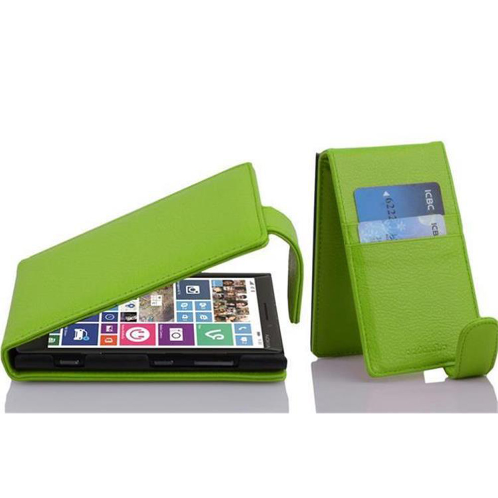 Una funda verde para teléfono está abierta, mostrando un teléfono. Una funda para tarjetas también está abierta. Verde sobre fondo blanco.