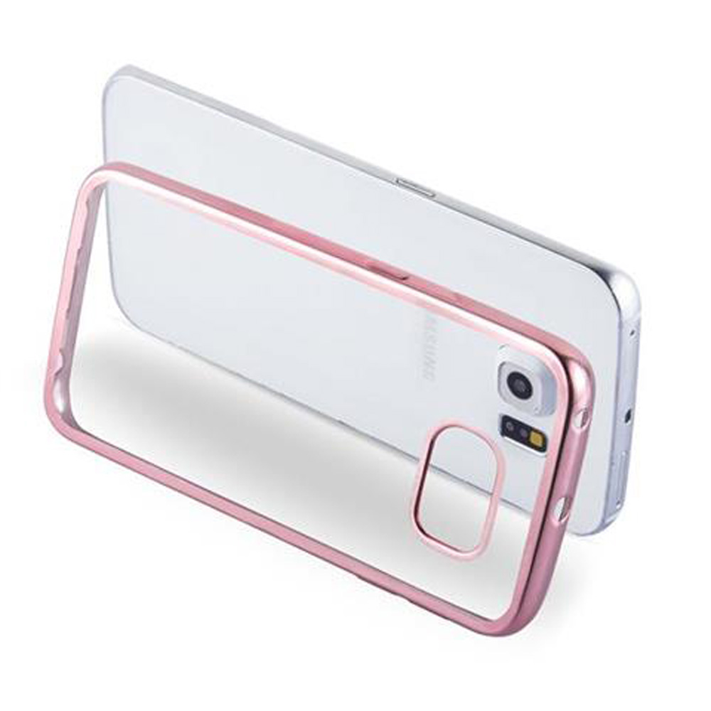 Un telefono bianco con una custodia rosa e trasparente su sfondo bianco.