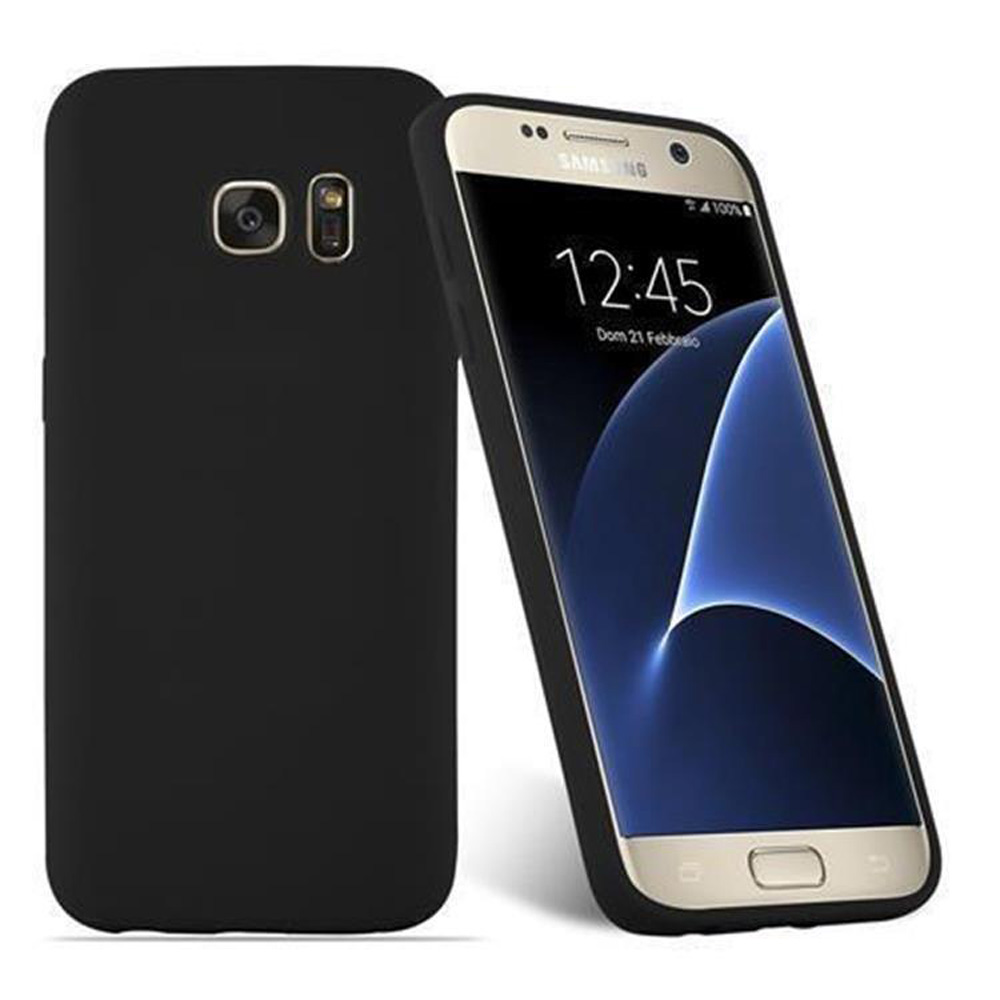 Schwarze Handyhülle und Telefon. Telefon hat gebogenes Display und Goldrahmen.