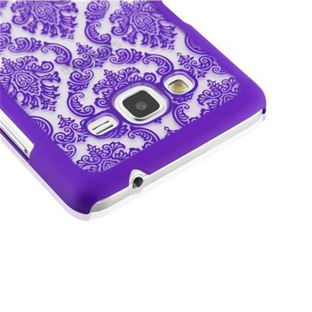 Lila Handyhülle mit floralem Design. Die Hülle hat eine Öffnung für die Kamera.