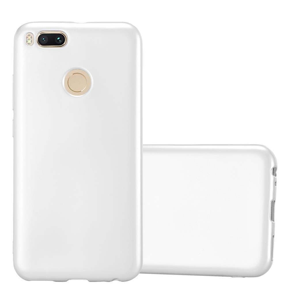 Due custodie per telefono bianche. Una in piedi, una piatta. Entrambe hanno ritagli per la fotocamera.
