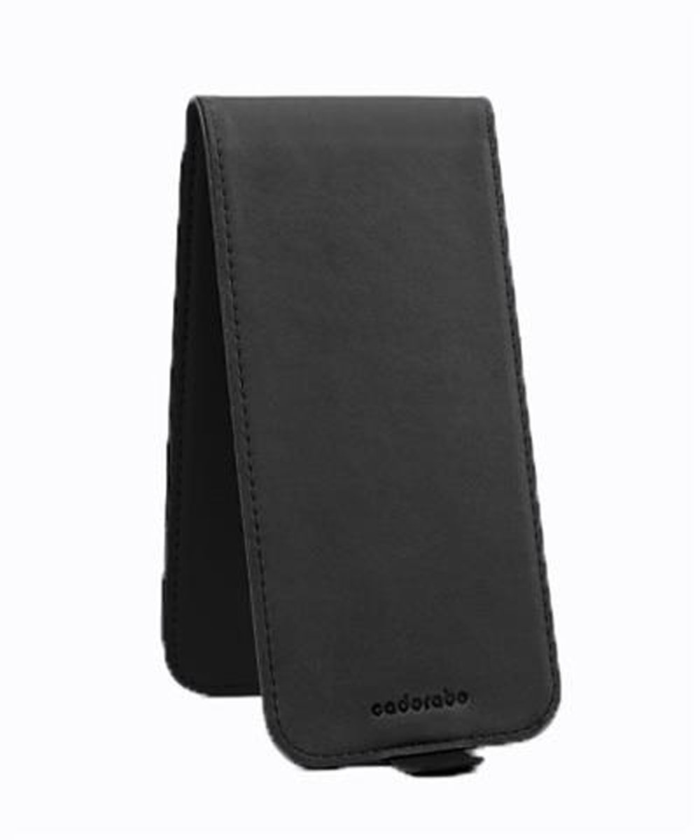 Custodia per telefono nera, chiusa. La custodia ha un design semplice con superficie liscia.