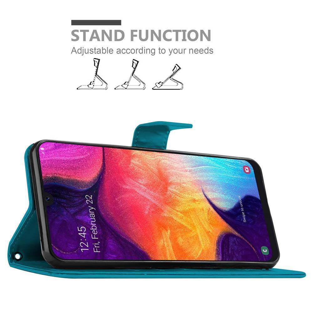 Custodia per telefono verde acqua con telefono. Il telefono mostra l'ora e la data. Funzione stand mostrata.