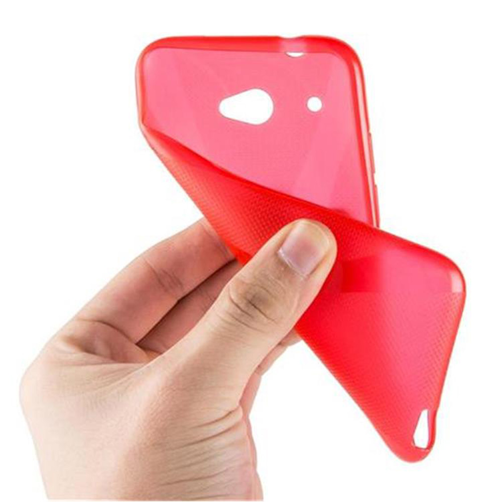Custodia rossa per telefono. Piegata da una mano, rivela l'interno.