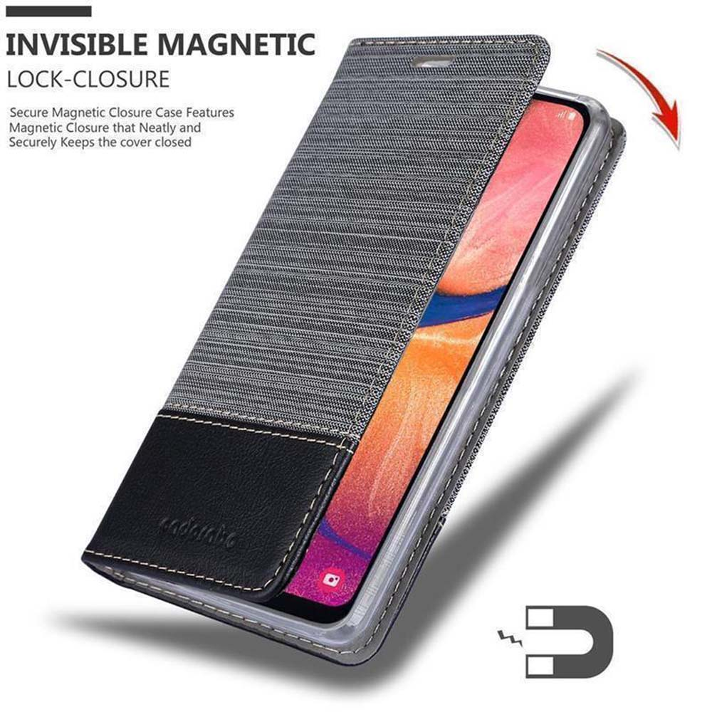 Handyhülle mit Magnetverschluss. Telefon innen. Grauer und schwarzer Stoff.