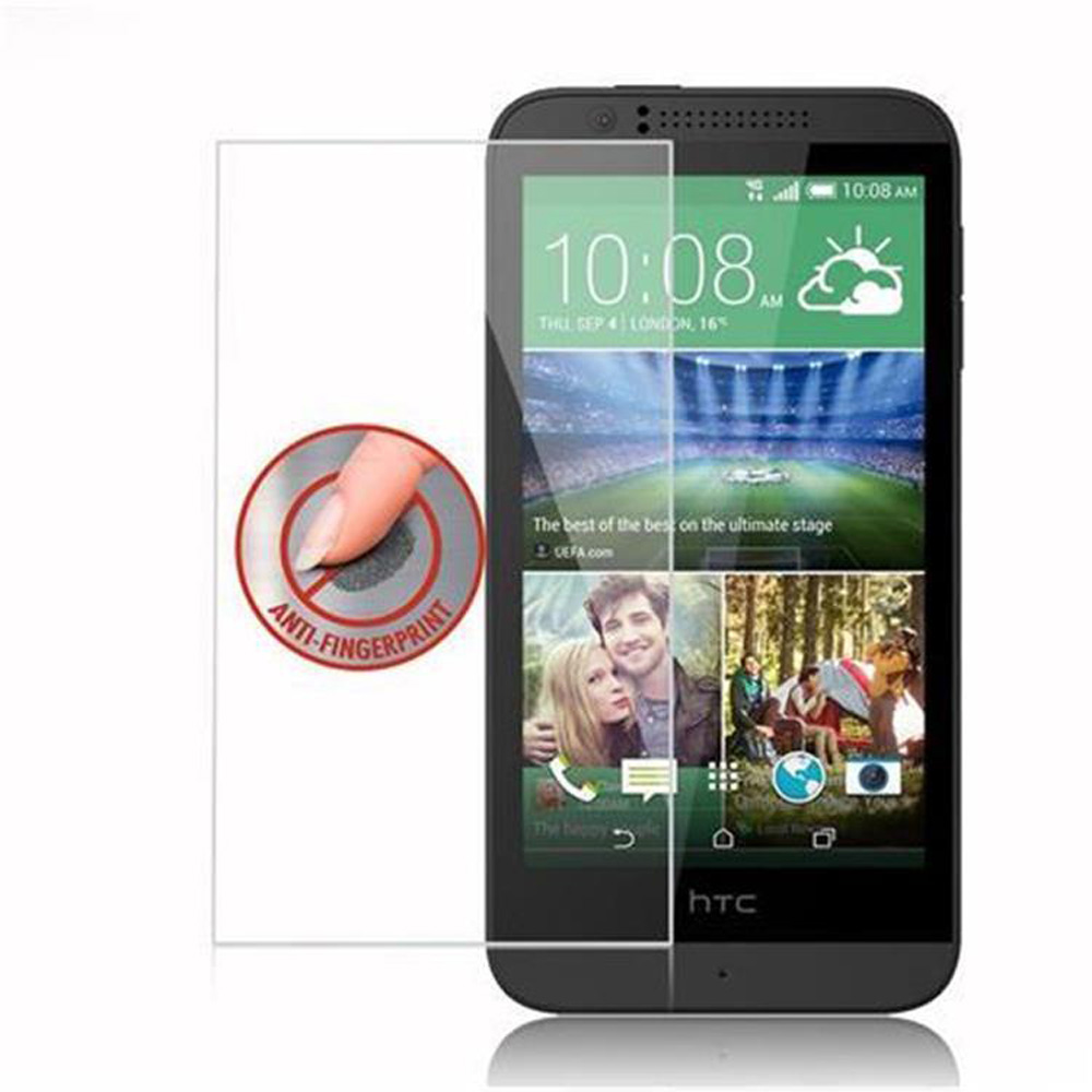 Un teléfono inteligente con un protector de pantalla, que muestra un dedo tocando la pantalla con una pegatina anti-huellas.