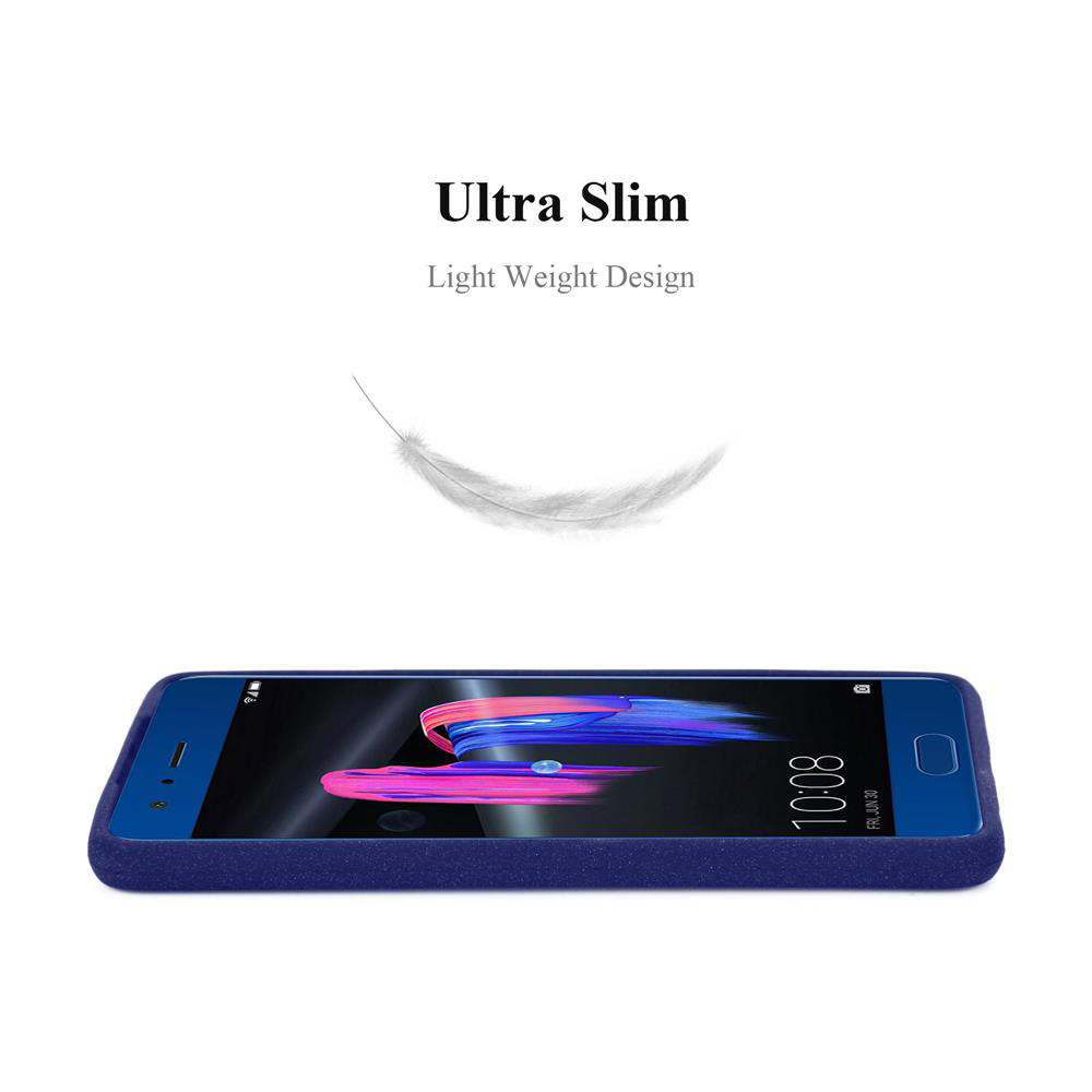 Telefono blu in una custodia con una piuma fluttuante. Testo: Ultra Slim.