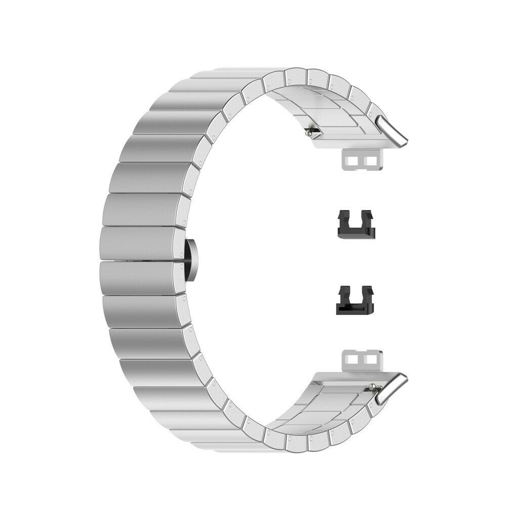 Ein silbernes Uhrenarmband in C-Form. Zwei schwarze Anschlüsse sind ebenfalls sichtbar. Weißer Hintergrund.