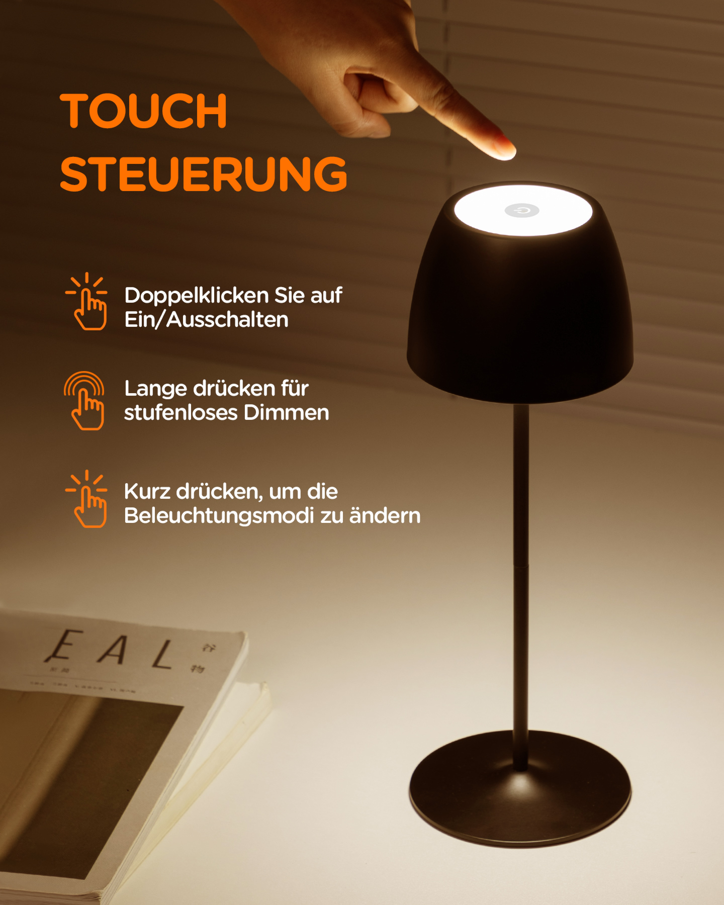 Eine Berührungssteuerungslampe, mit einer Hand, die die Oberseite der Lampe berührt.