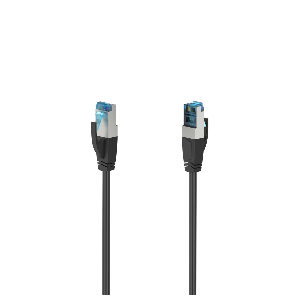 Due cavi di rete neri con connettori blu su sfondo bianco. I connettori sono visibili.
