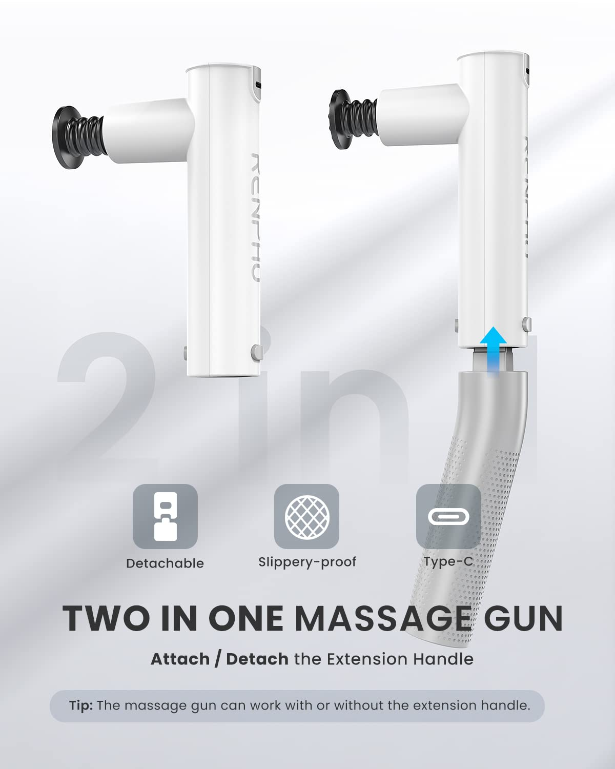 Zwei Massagepistolen, eine mit Verlängerungsgriff, die andere ohne. Weißer Hintergrund.
