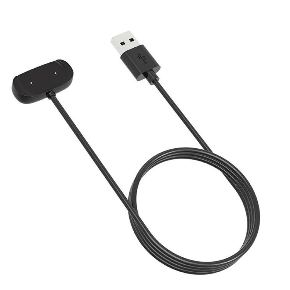Een zwarte oplaadkabel met een USB-connector en een kleine oplaadpoort, op een witte achtergrond.