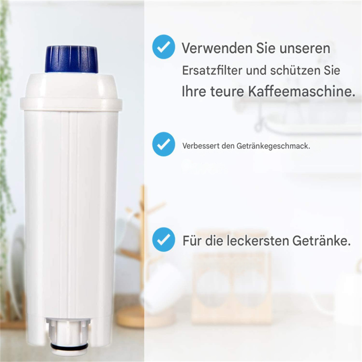 Weißer Wasserfilter mit blauem Deckel. Auf der rechten Seite befinden sich drei Aufzählungspunkte mit Text.