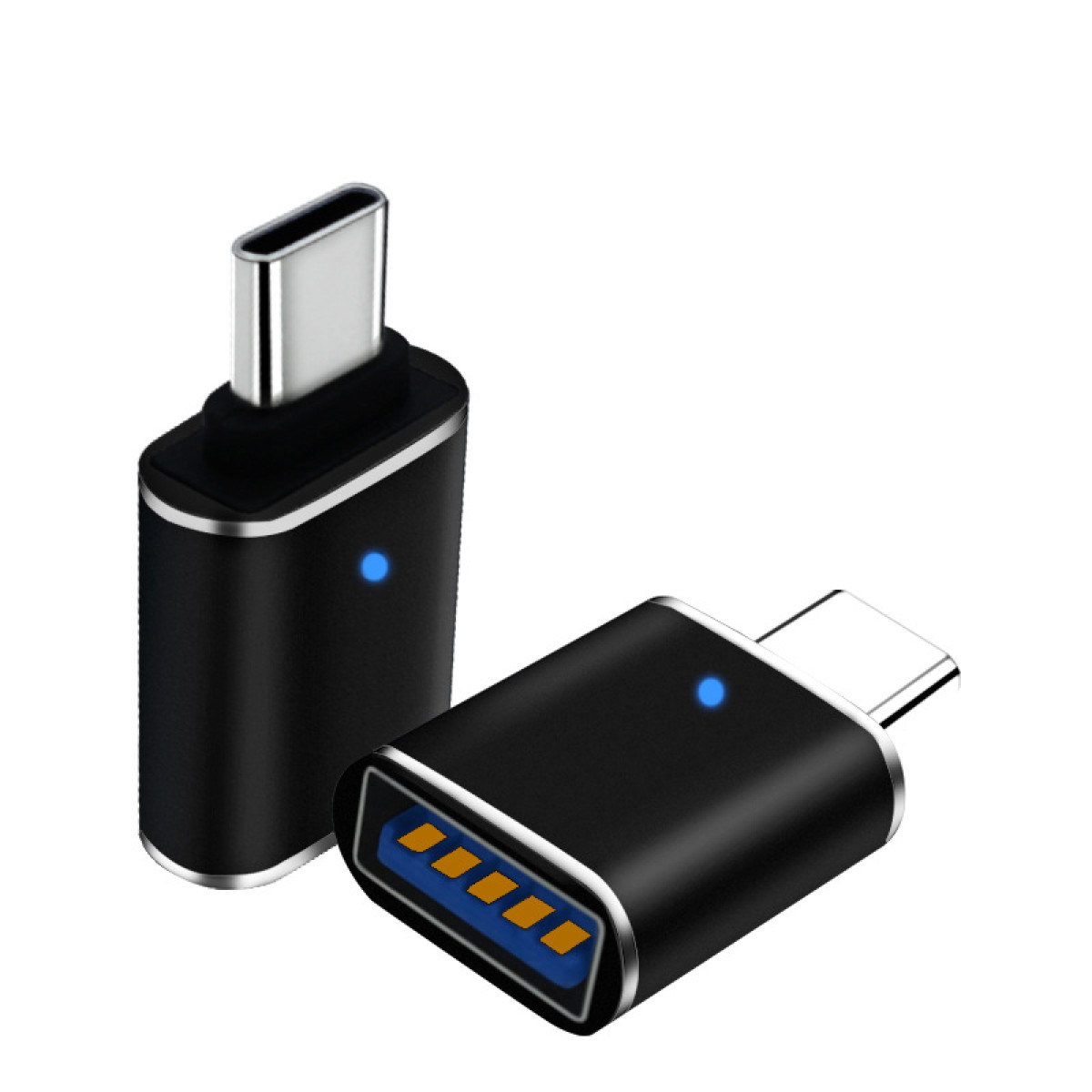 Deux adaptateurs USB-C noirs. L'un est branché, l'autre est à côté.