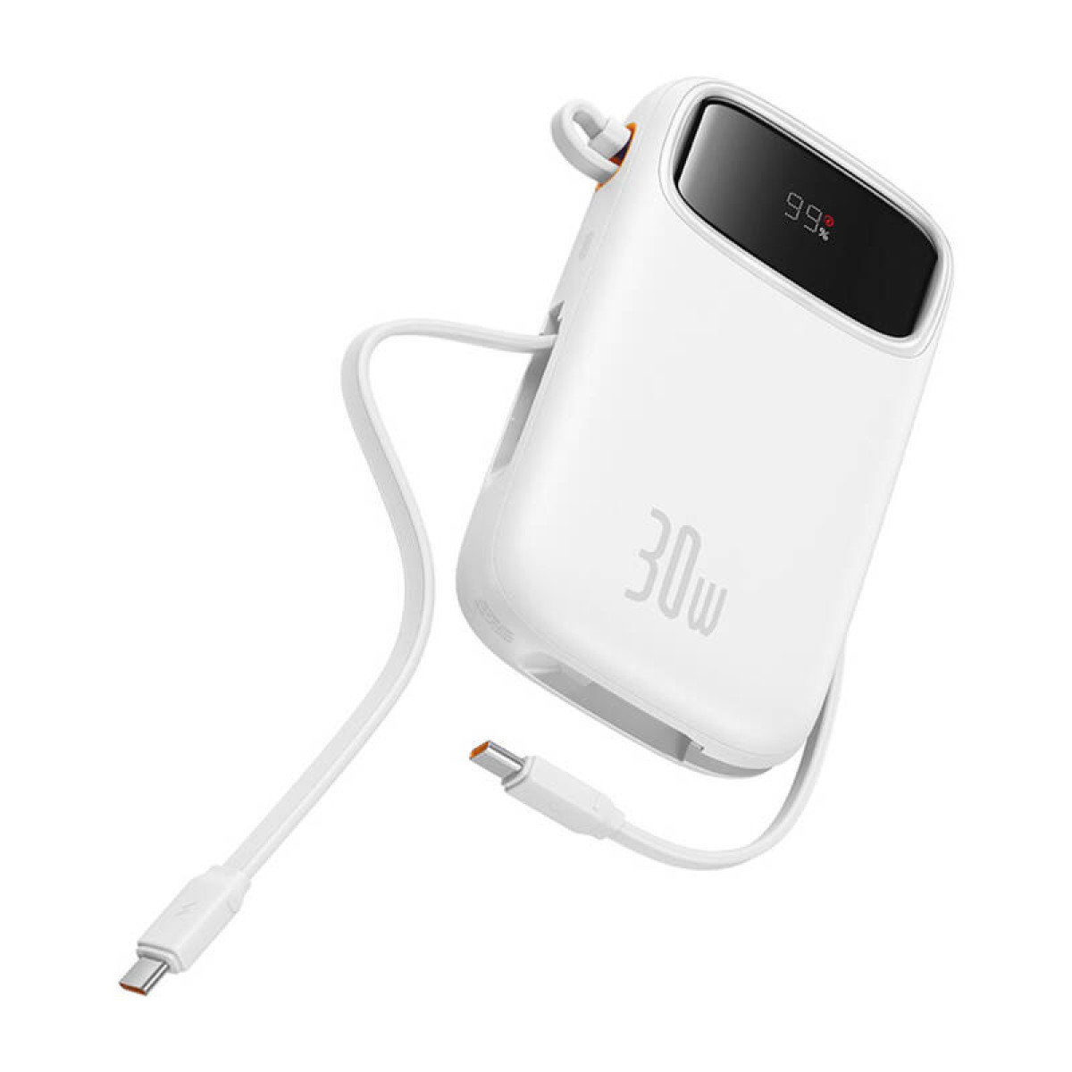 Een witte powerbank met een kabel. Toont 99% en 30W op het oppervlak.