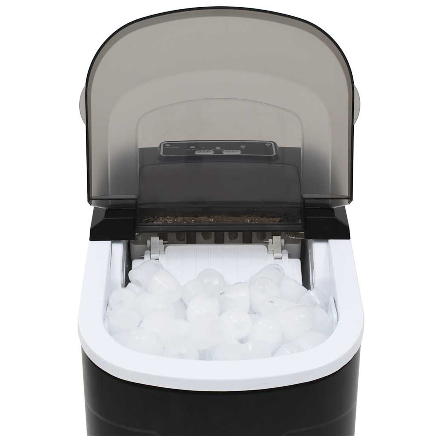 Ein Eisbereiter mit offenem Deckel. Er ist schwarz-weiß und mit Eiswürfeln gefüllt.