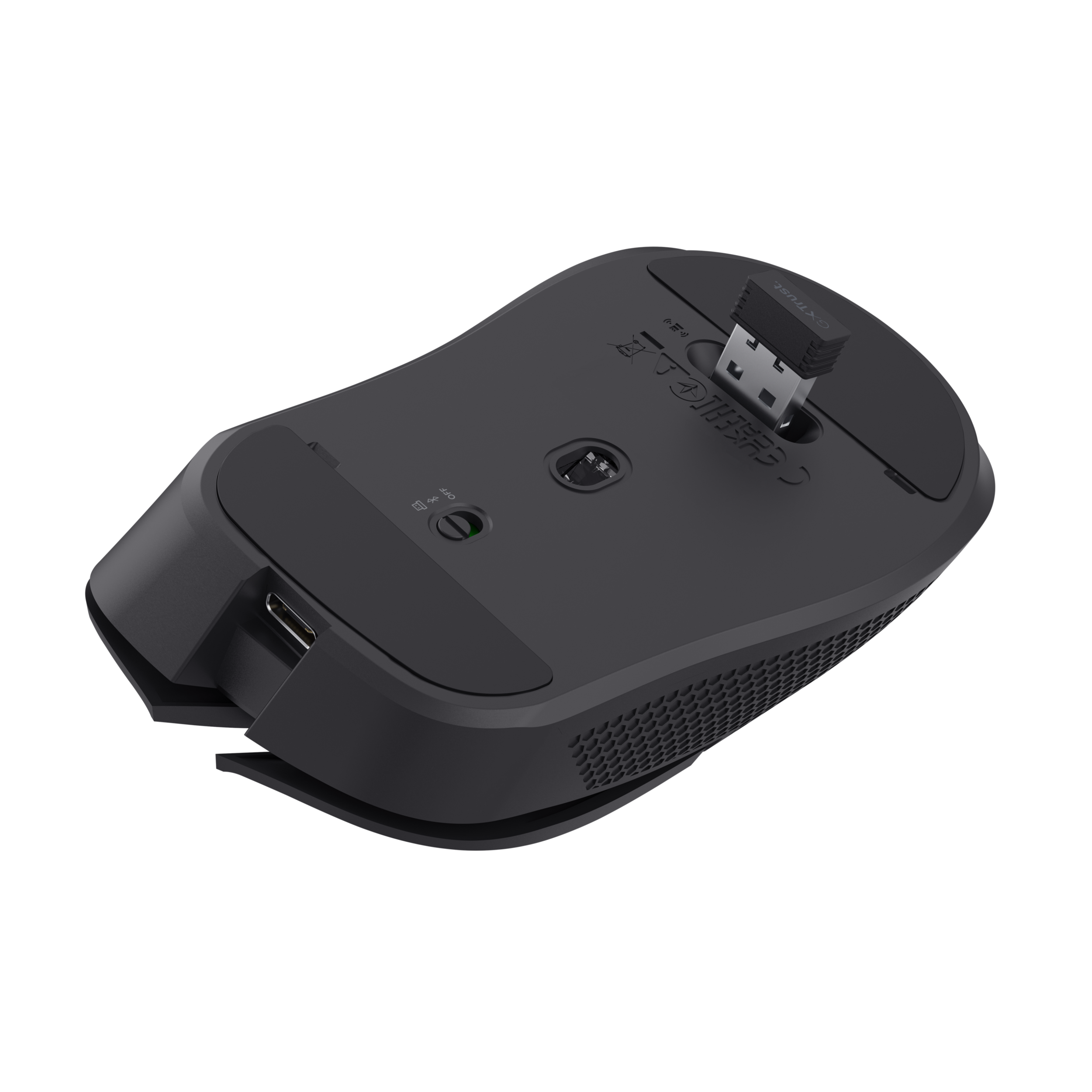 Zwarte draadloze muis met een aangesloten USB-ontvanger, rustend op een donkere ondergrond.