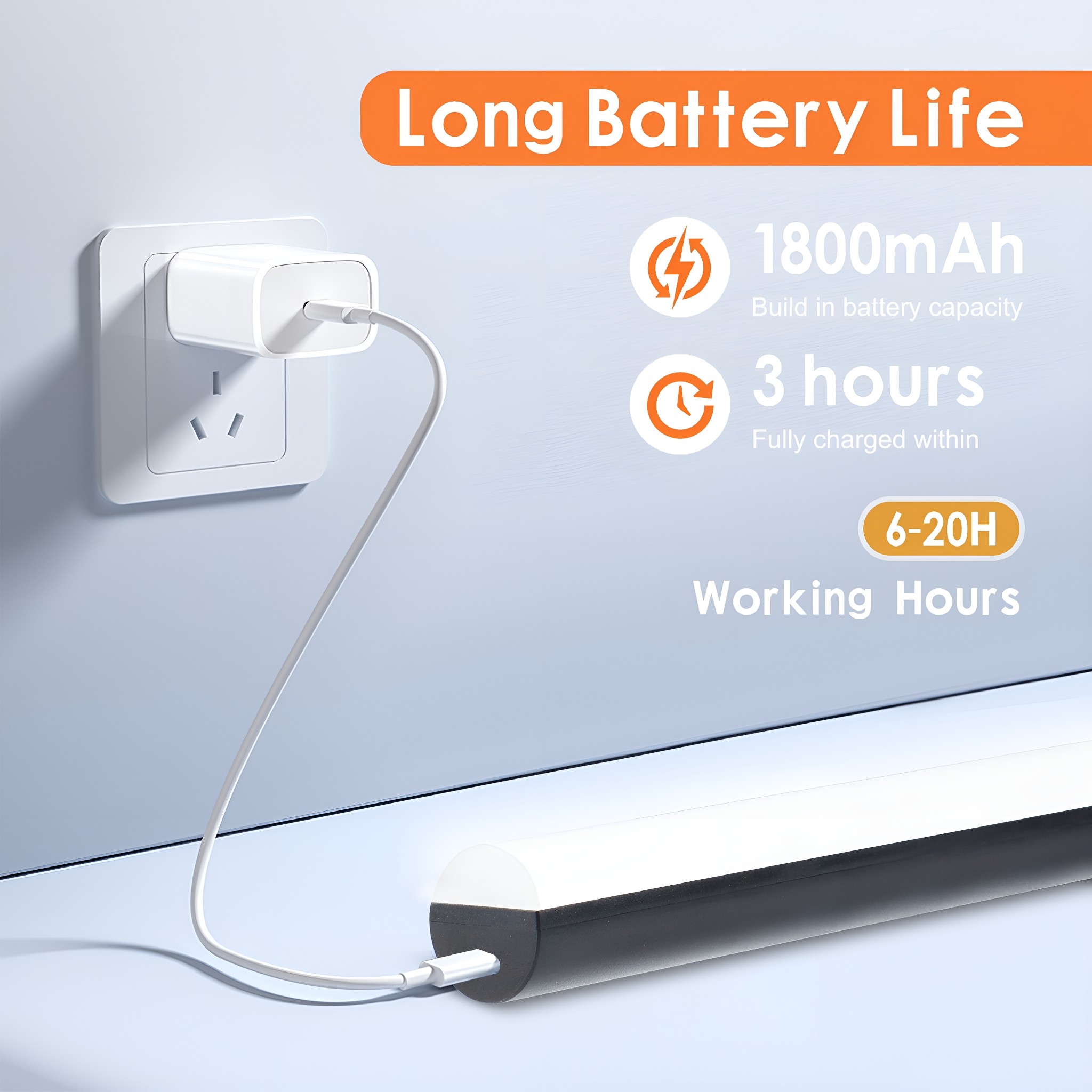 Ein weißer Lichtbalken, der in eine Steckdose eingesteckt ist. Text zeigt: 1800mAh, 3 Stunden und 6-20 Arbeitsstunden.