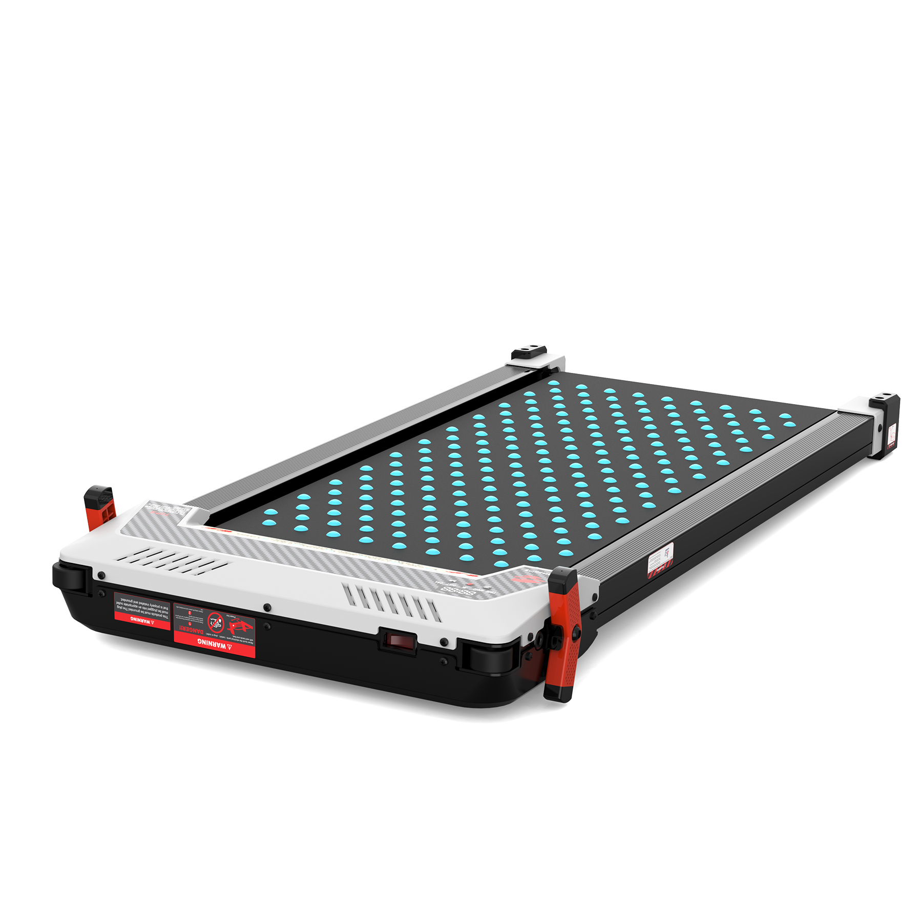 Czarno-biała bieżnia z niebieską kropkowaną powierzchnią. Czerwone uchwyty boczne.