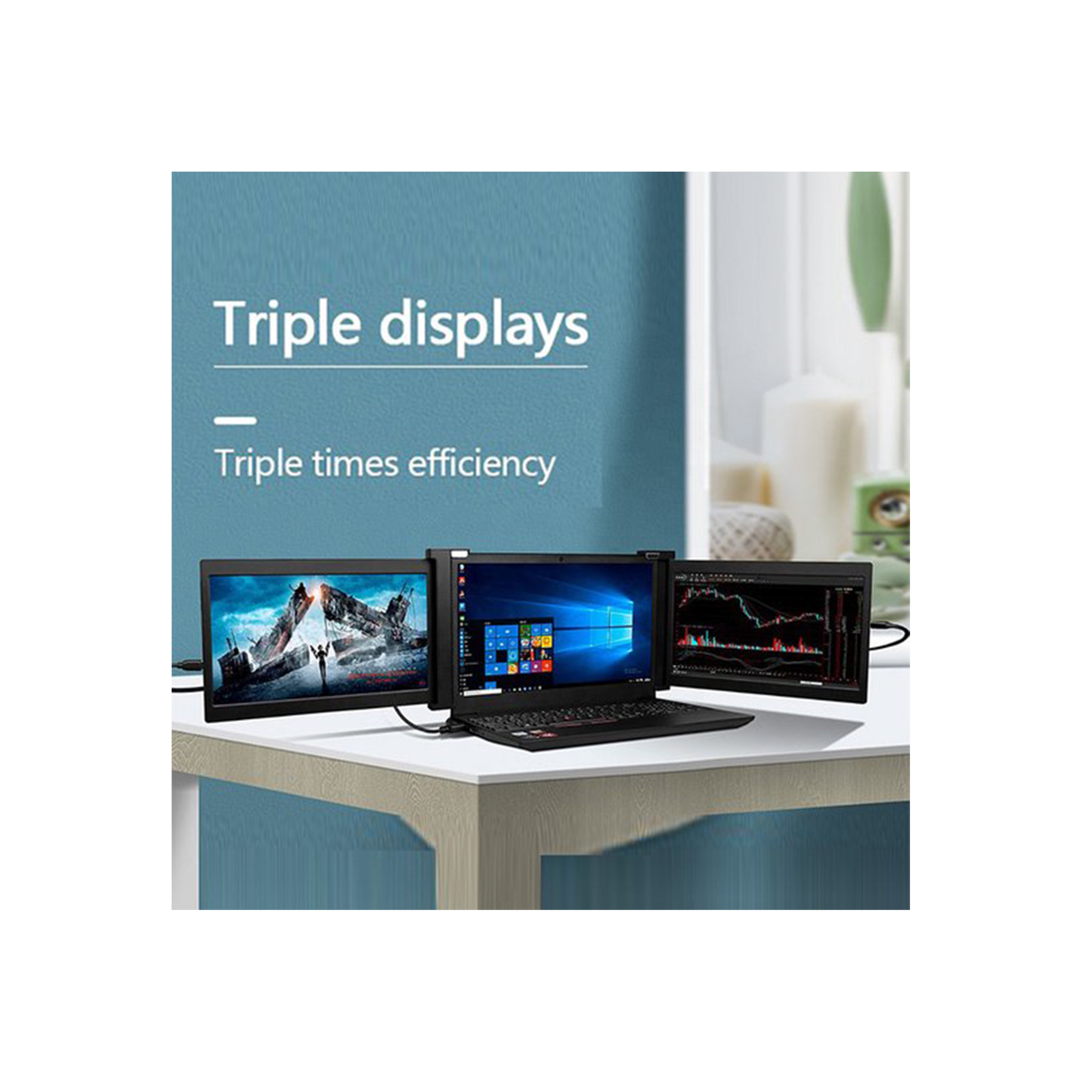 Konfiguracja z trzema monitorami na biurku z laptopem. Tekst: 'Potrójne wyświetlacze, potrójna wydajność'.