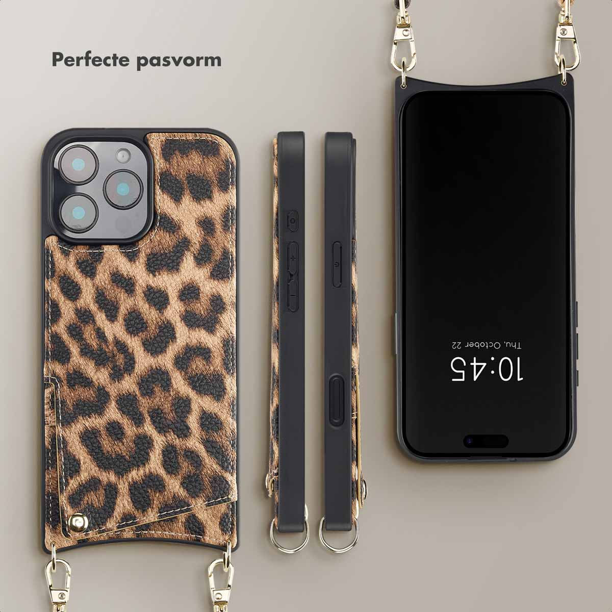 Telefoonhoesje met luipaardprint met een kaartsleuf en een telefoon met een zwart scherm en een koord.