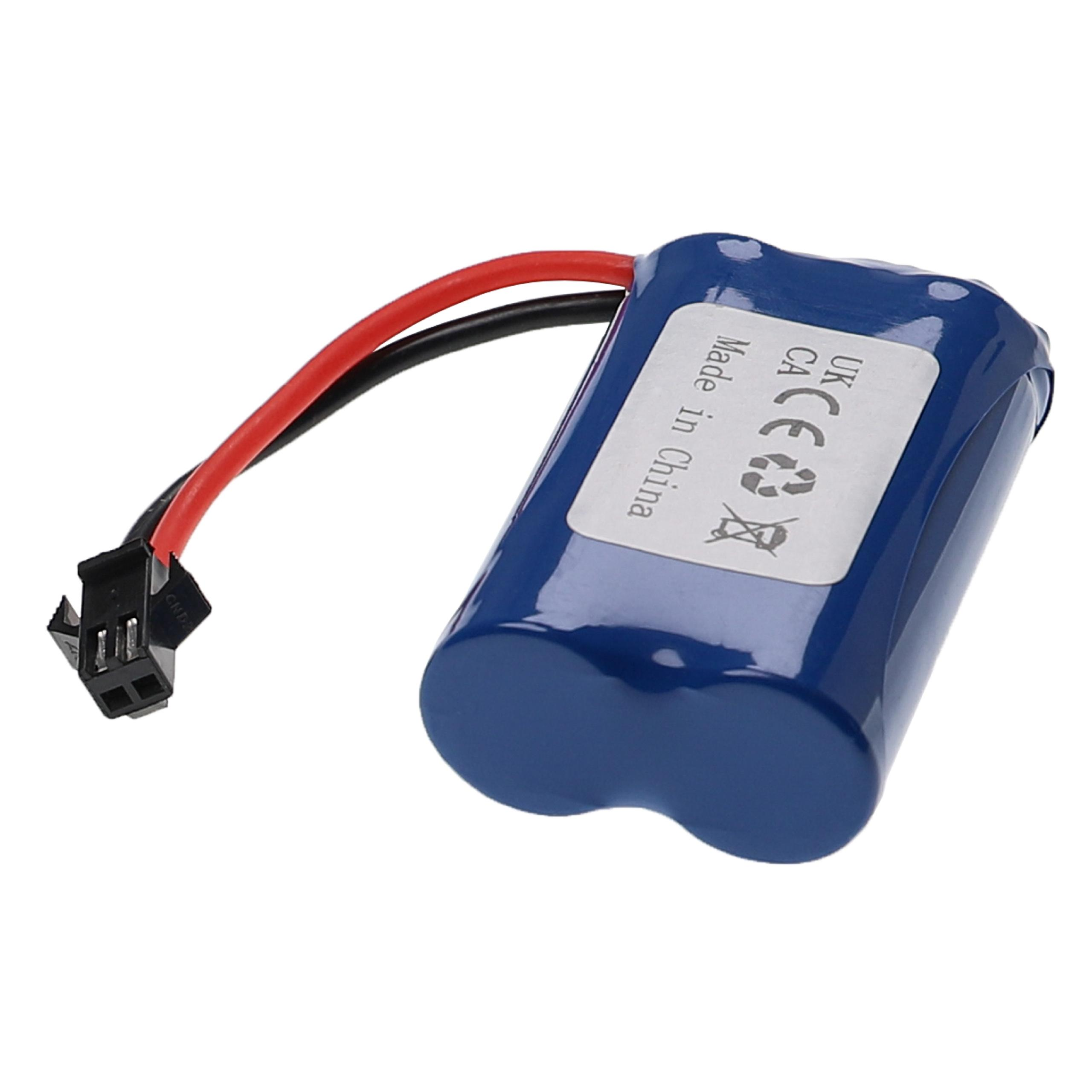 Eine blaue Batterie mit roten und schwarzen Drähten, die an einen schwarzen Stecker angeschlossen sind.