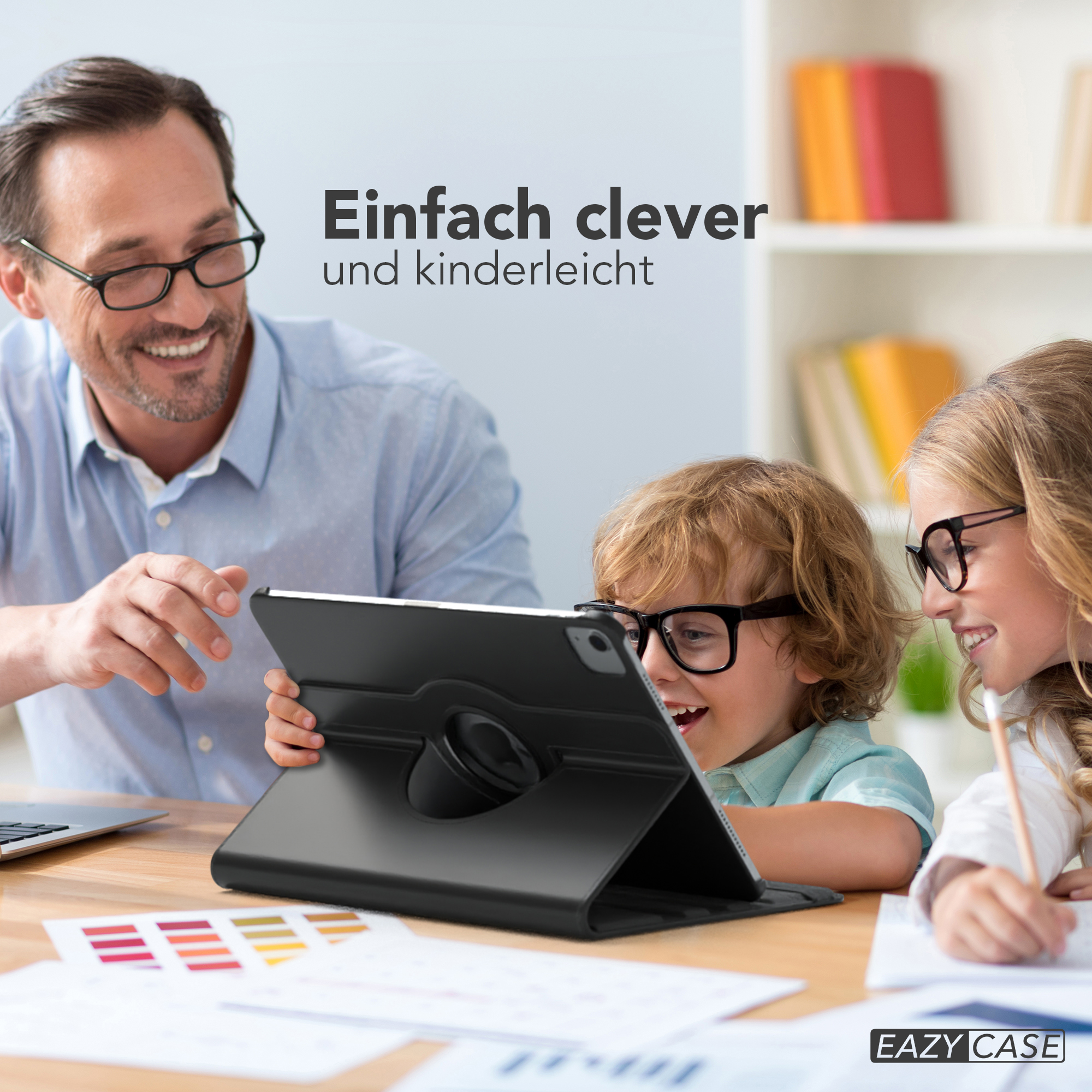 Vater, Sohn und Tochter schauen auf ein Tablet. Kind trägt Brille. Text: 'Eazy Case'.