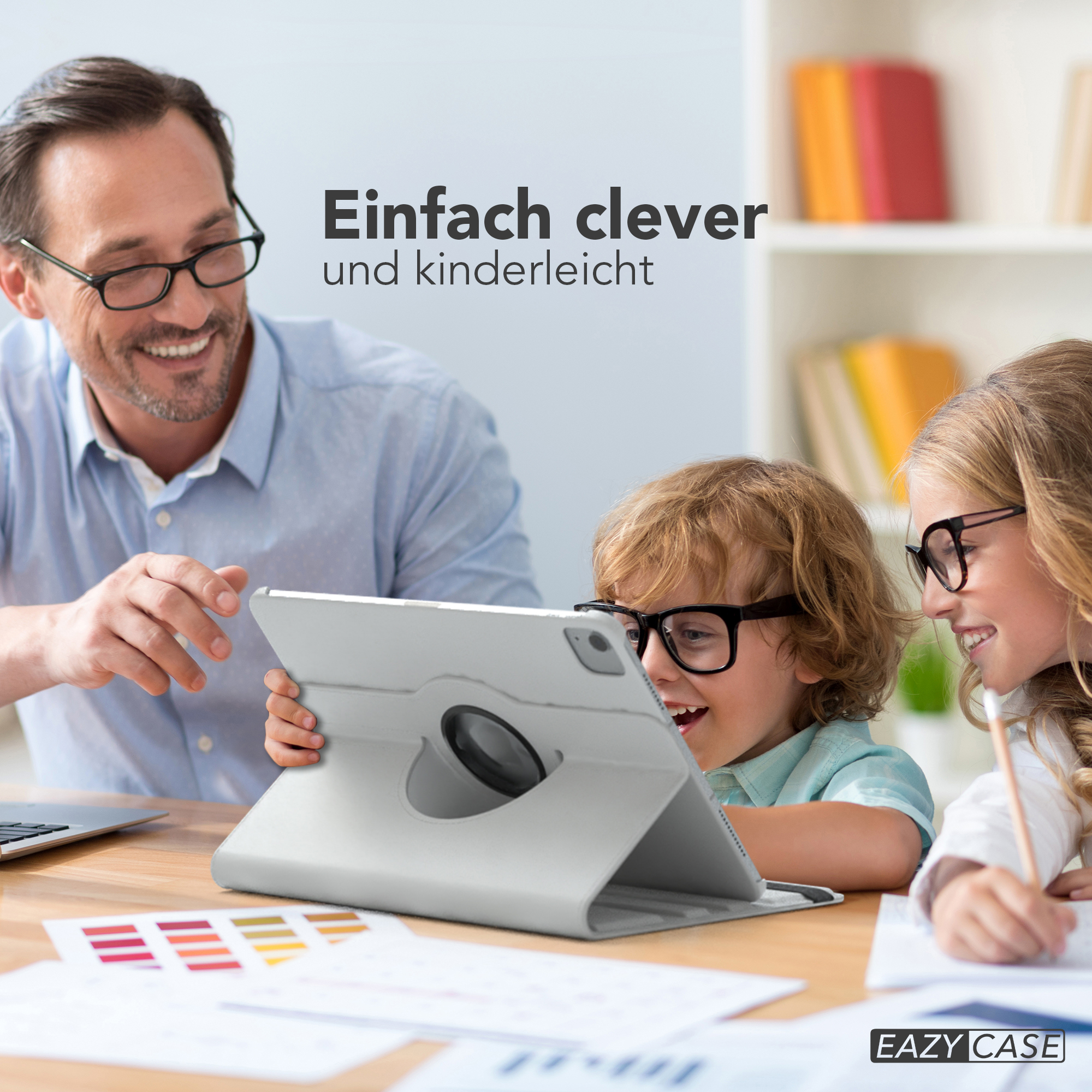 Ein Vater und zwei Kinder benutzen ein Tablet. Text: 'Einfach clever und kinderleicht'.