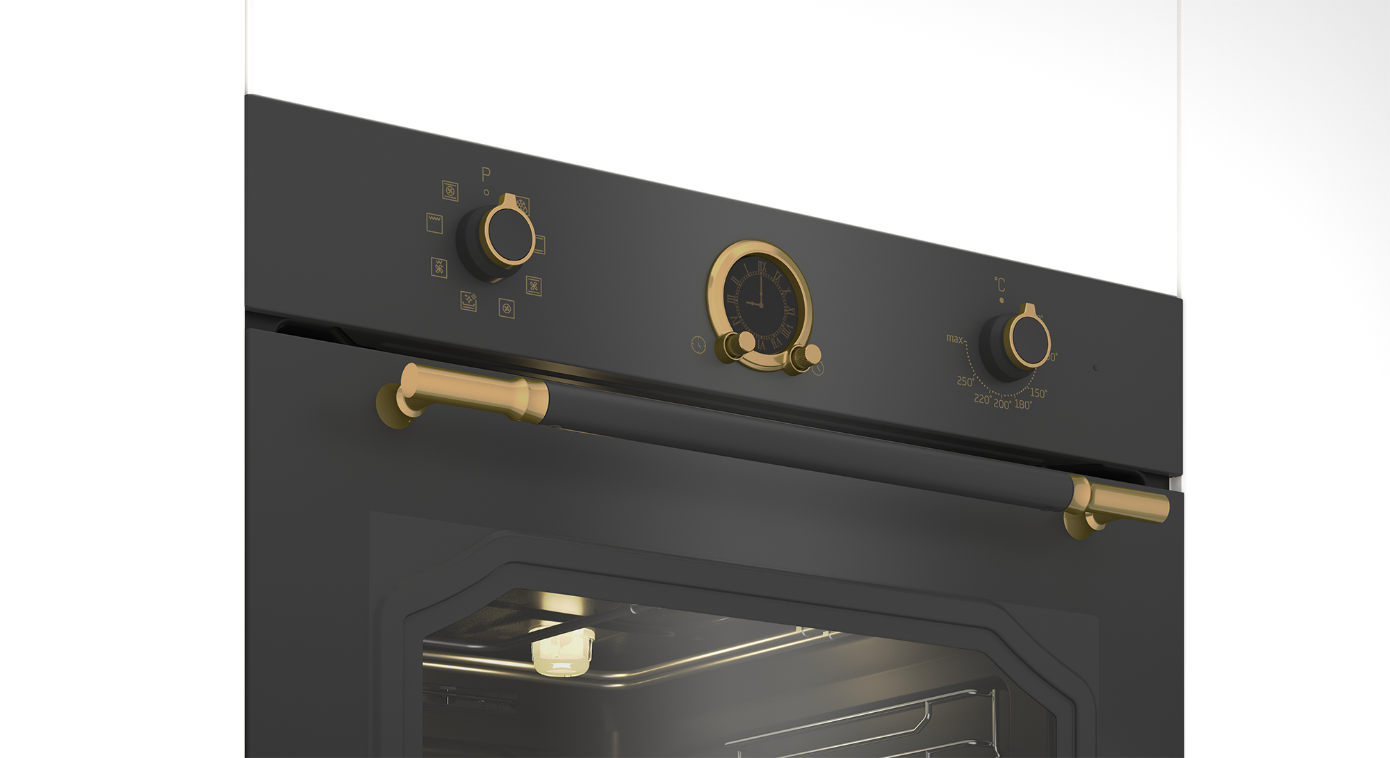 Primo piano di un forno nero con dettagli dorati su manopole e maniglia, che mostra l'interno.
