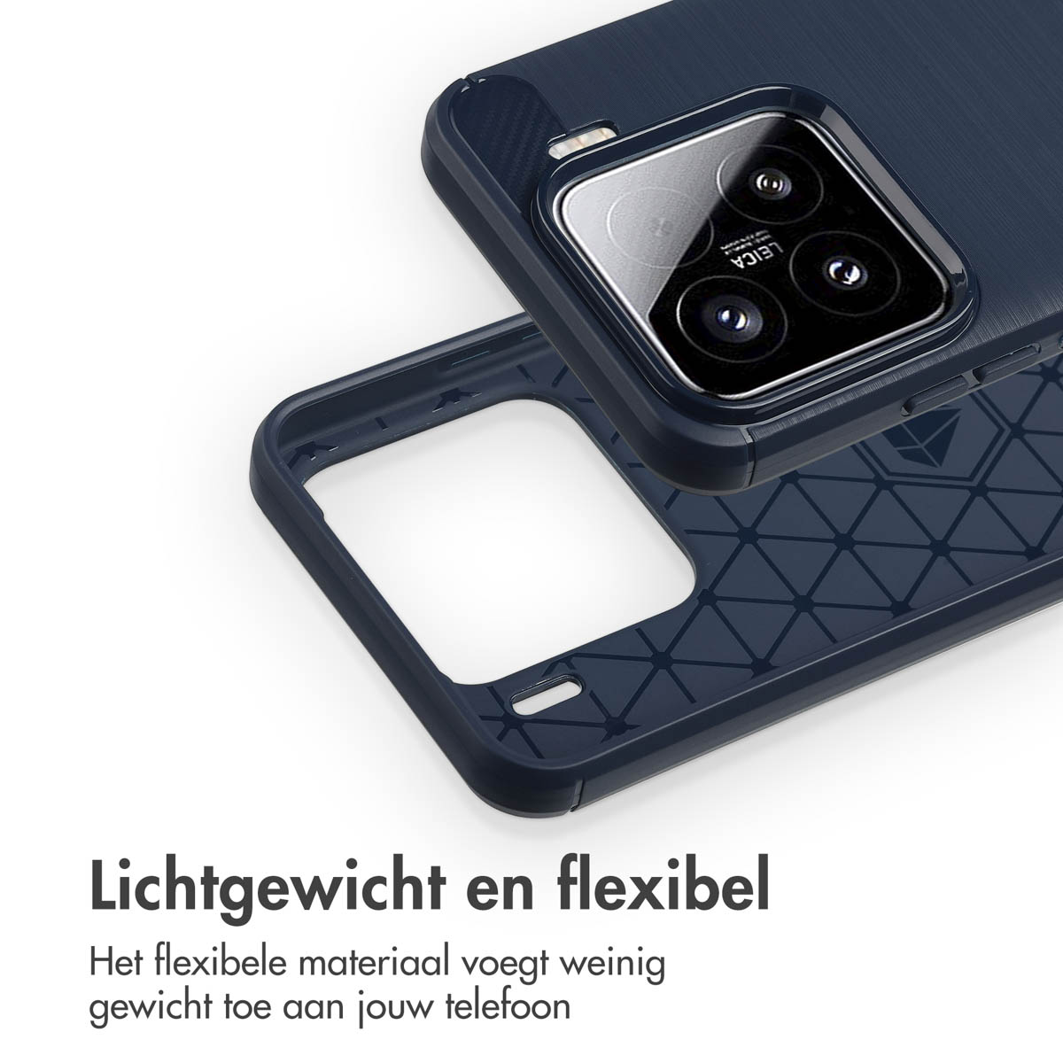 Een blauwe telefoonhoes met een telefoon erin. De hoes is open met een textuurontwerp op de achterkant.