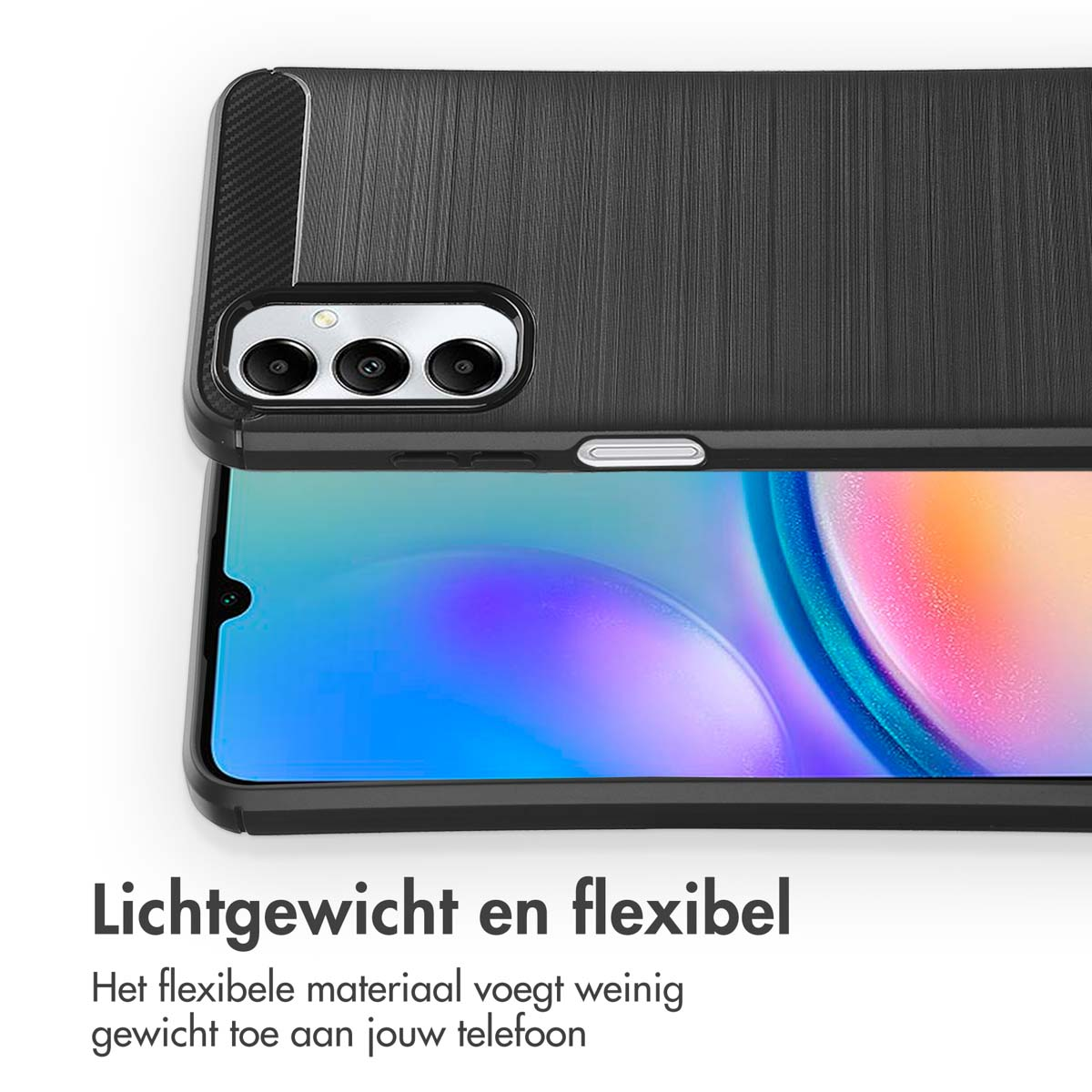 Une coque de téléphone noire avec un motif en fibre de carbone et un téléphone avec écran.