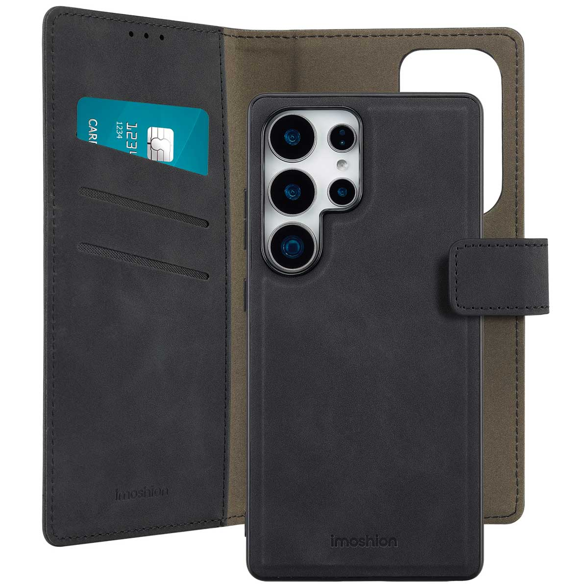 Zwarte leren telefoonportemonnee met creditcard en telefoon erin. De portemonnee is open.