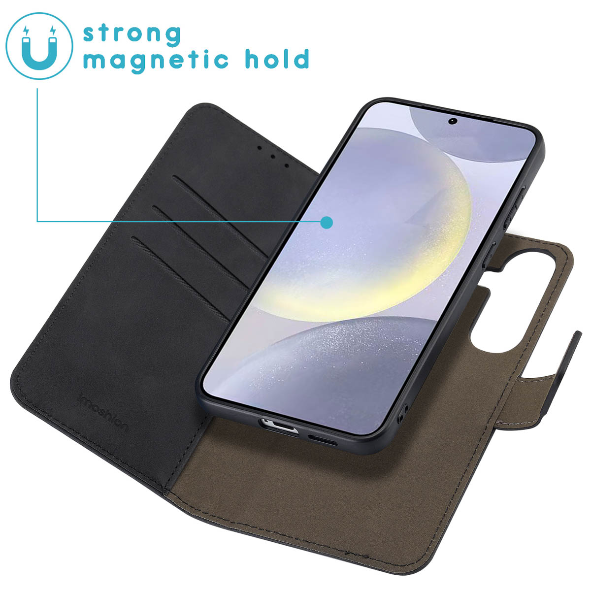 Téléphone noir dans un étui folio noir et marron. L'étui est ouvert, révélant le téléphone et les emplacements pour cartes.