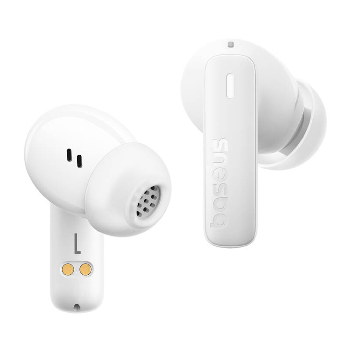 Dwie białe słuchawki douszne. Jedna ma L, na drugiej jest napisane baseus.