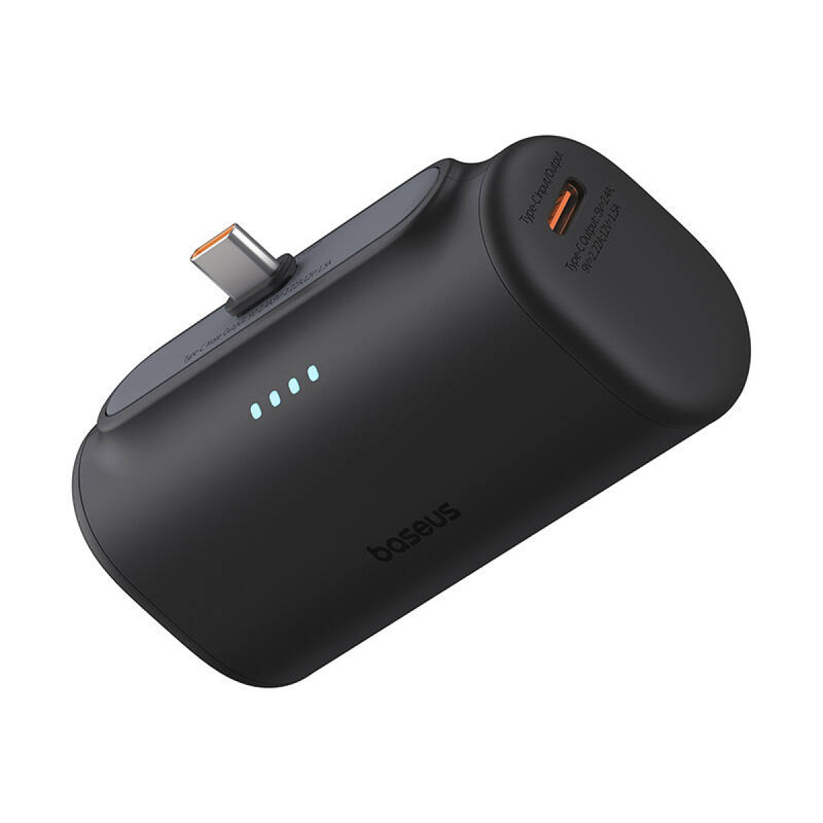 Czarny power bank z portem USB-C i diodami zasilania na białym tle.