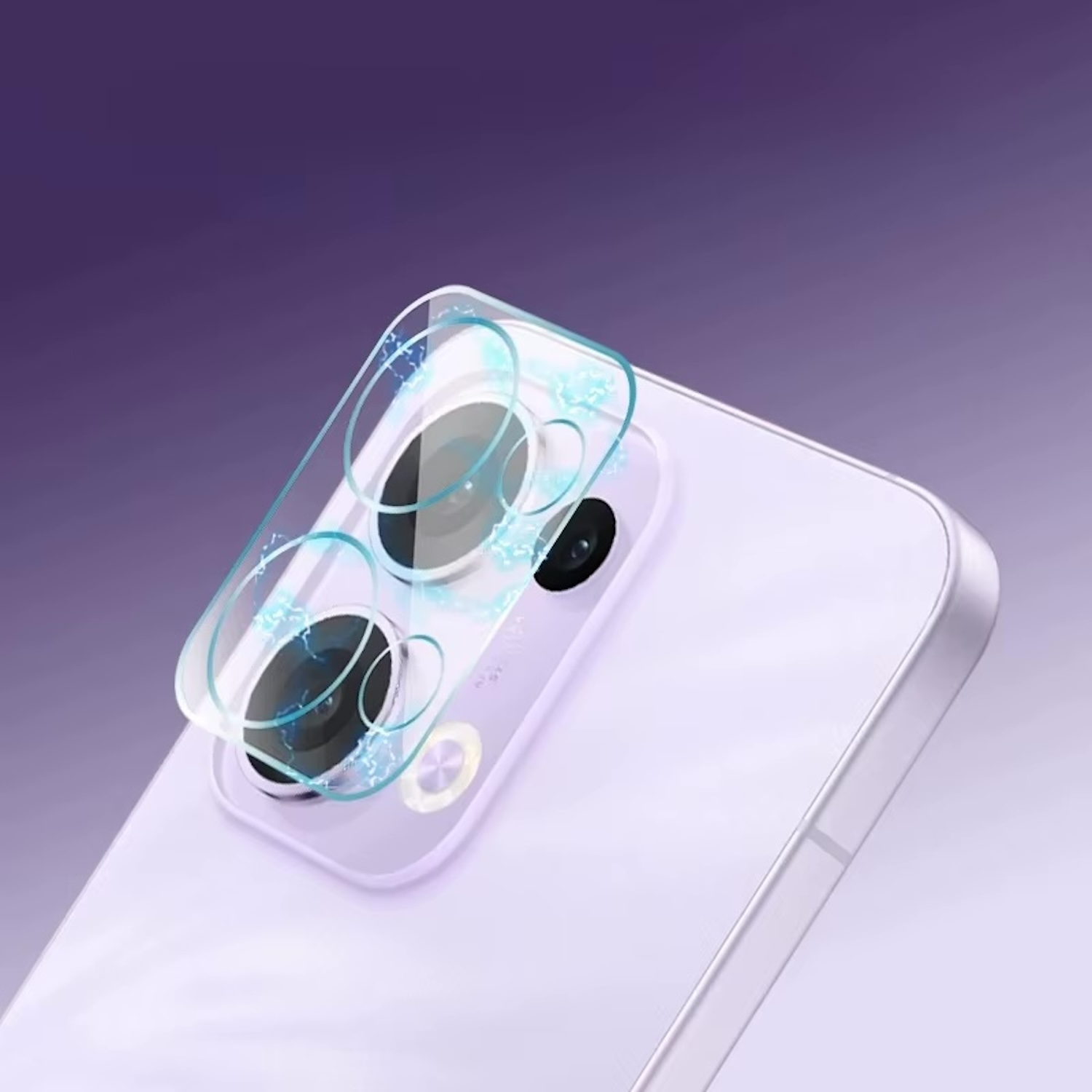 Protezione per lenti della fotocamera trasparente su un telefono viola con sfondo trasparente.